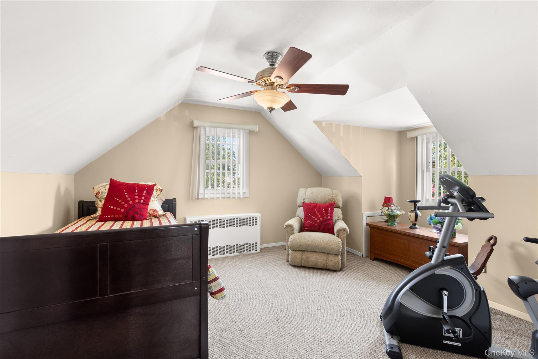 66 Inlet Drive, Lindenhurst, NY 11757