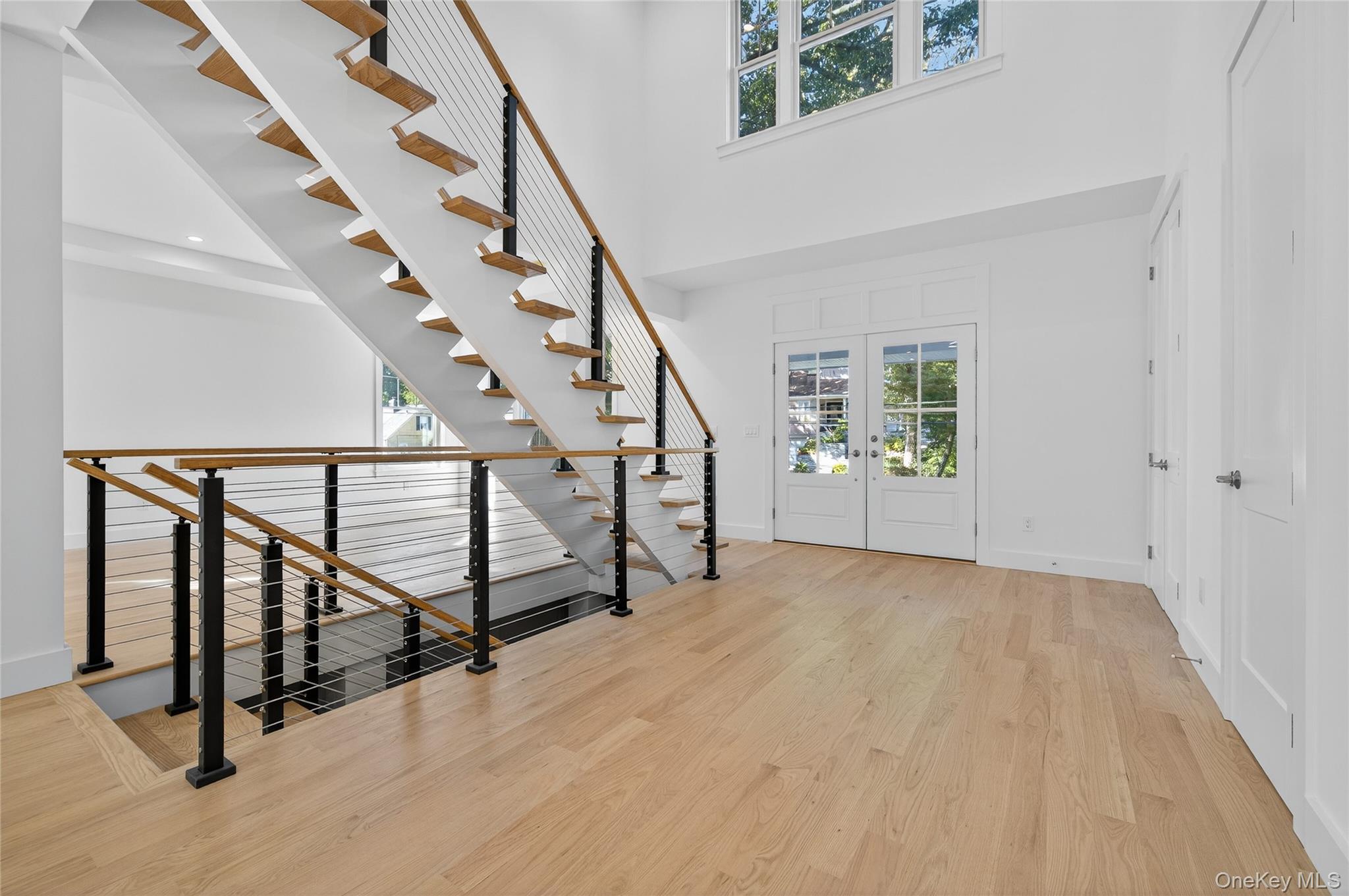 5 Pepperday Avenue, Port Washington, NY 11050