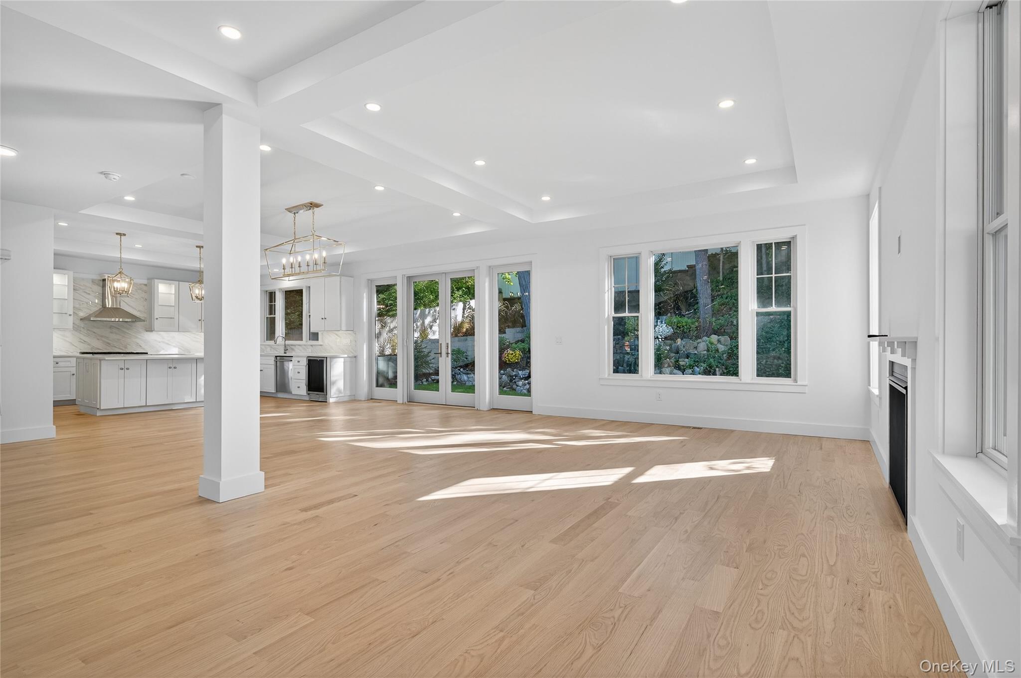 5 Pepperday Avenue, Port Washington, NY 11050