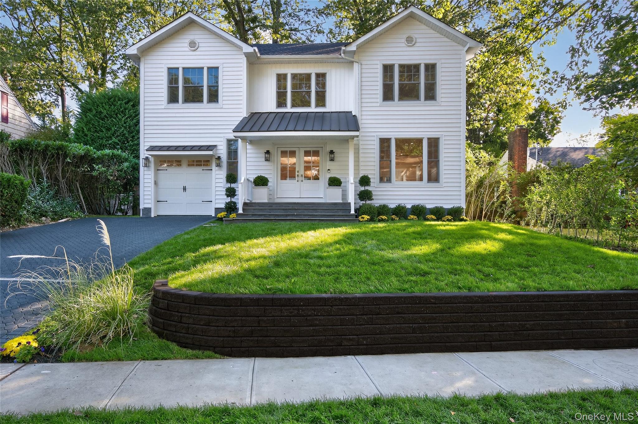 5 Pepperday Avenue, Port Washington, NY 11050