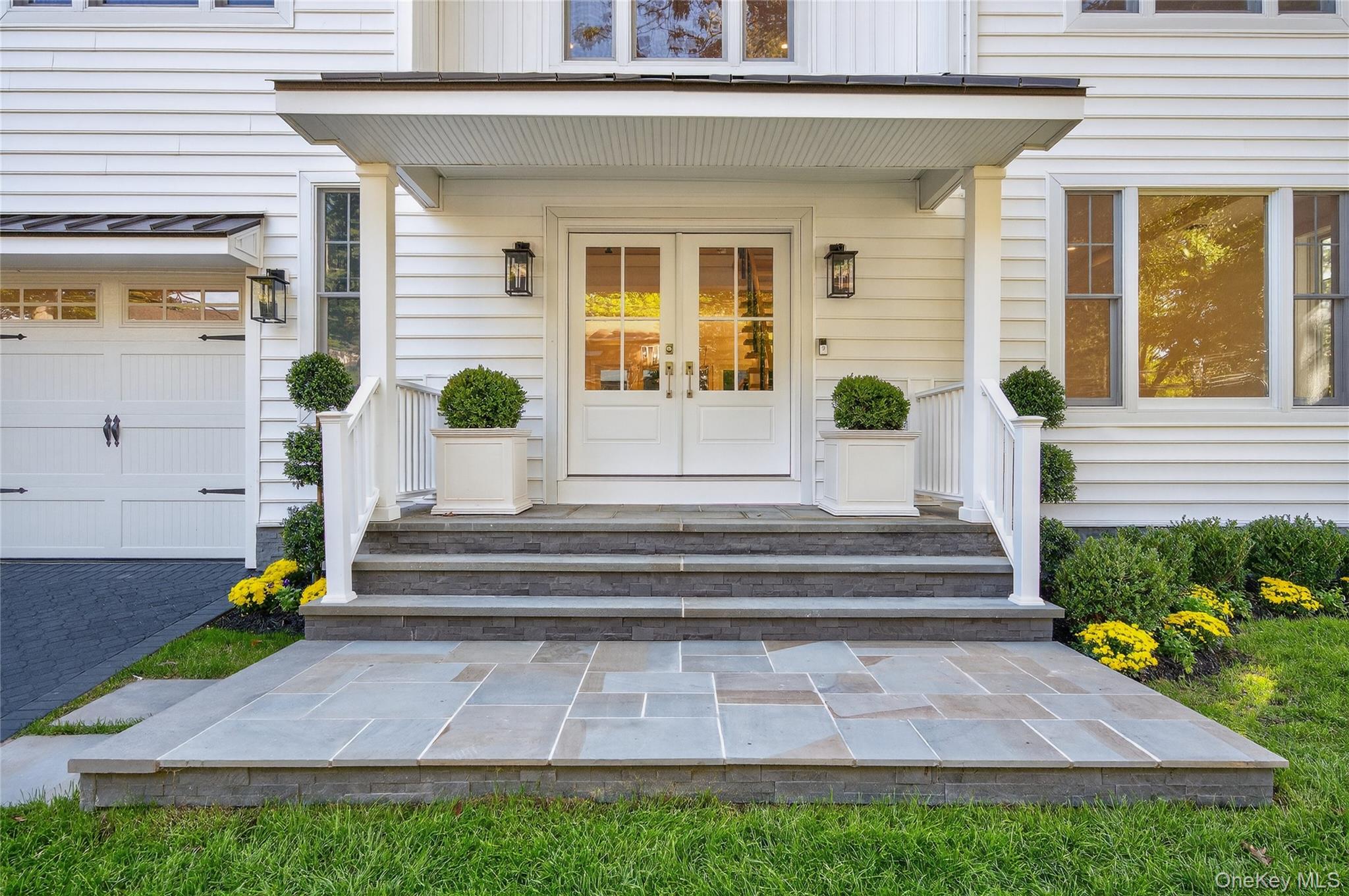 5 Pepperday Avenue, Port Washington, NY 11050