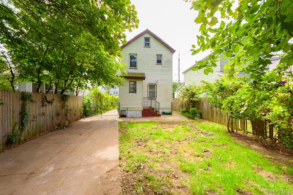 12251 Grayson Street, Springfield Gardens, NY 11413