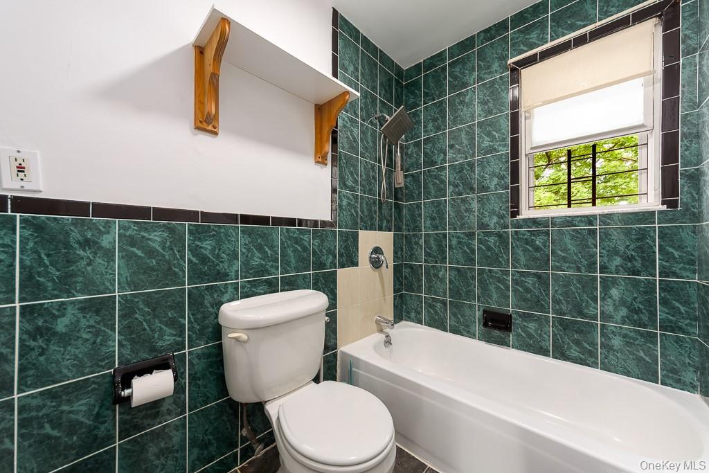 12251 Grayson Street, Springfield Gardens, NY 11413