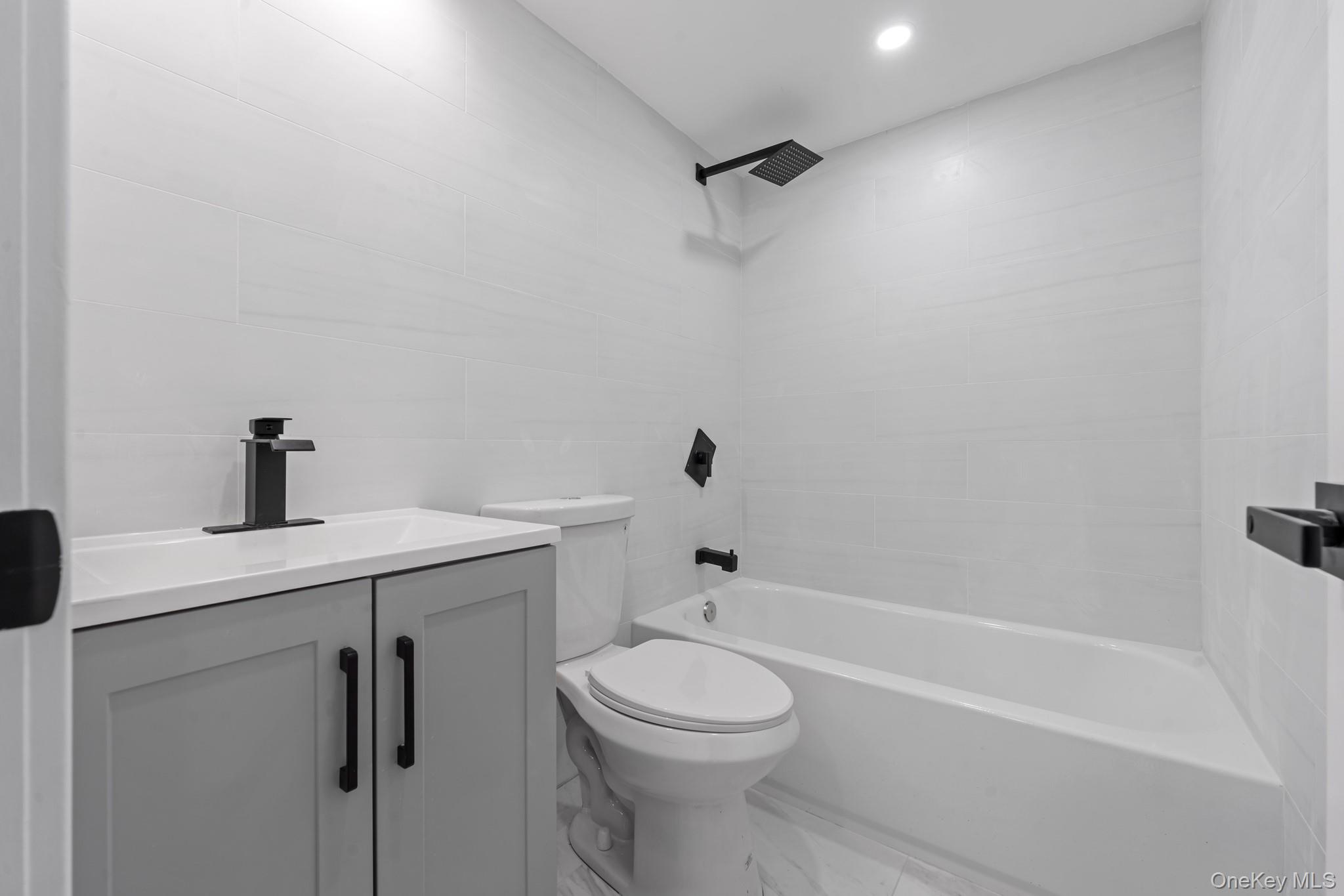 824 Troy Avenue, Brooklyn, NY 11203