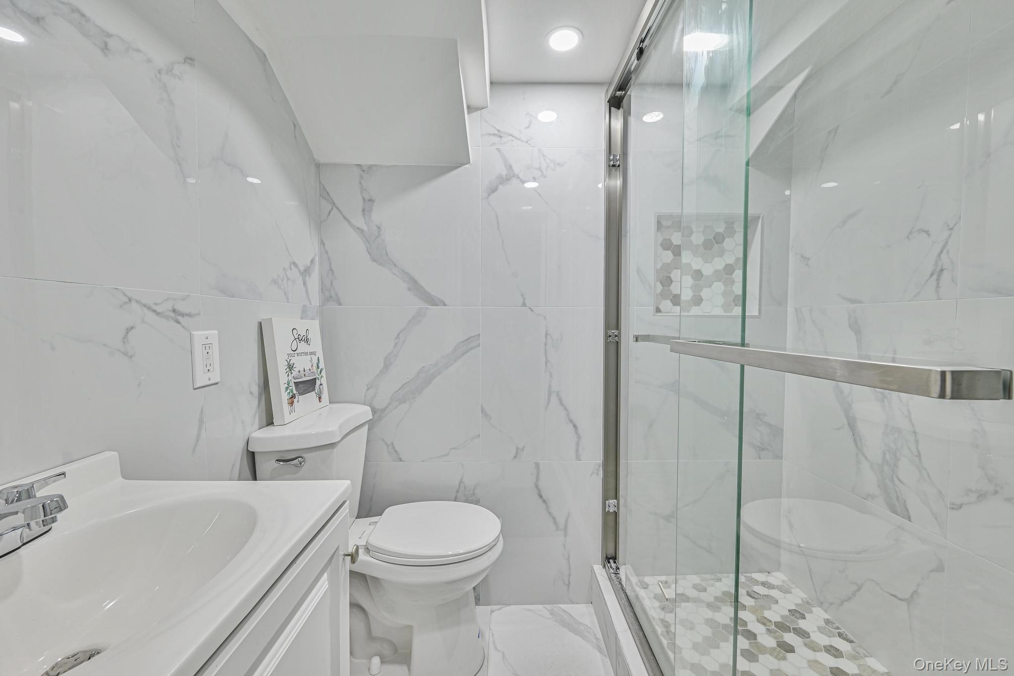 7 Joan Avenue, Centereach, NY 11720