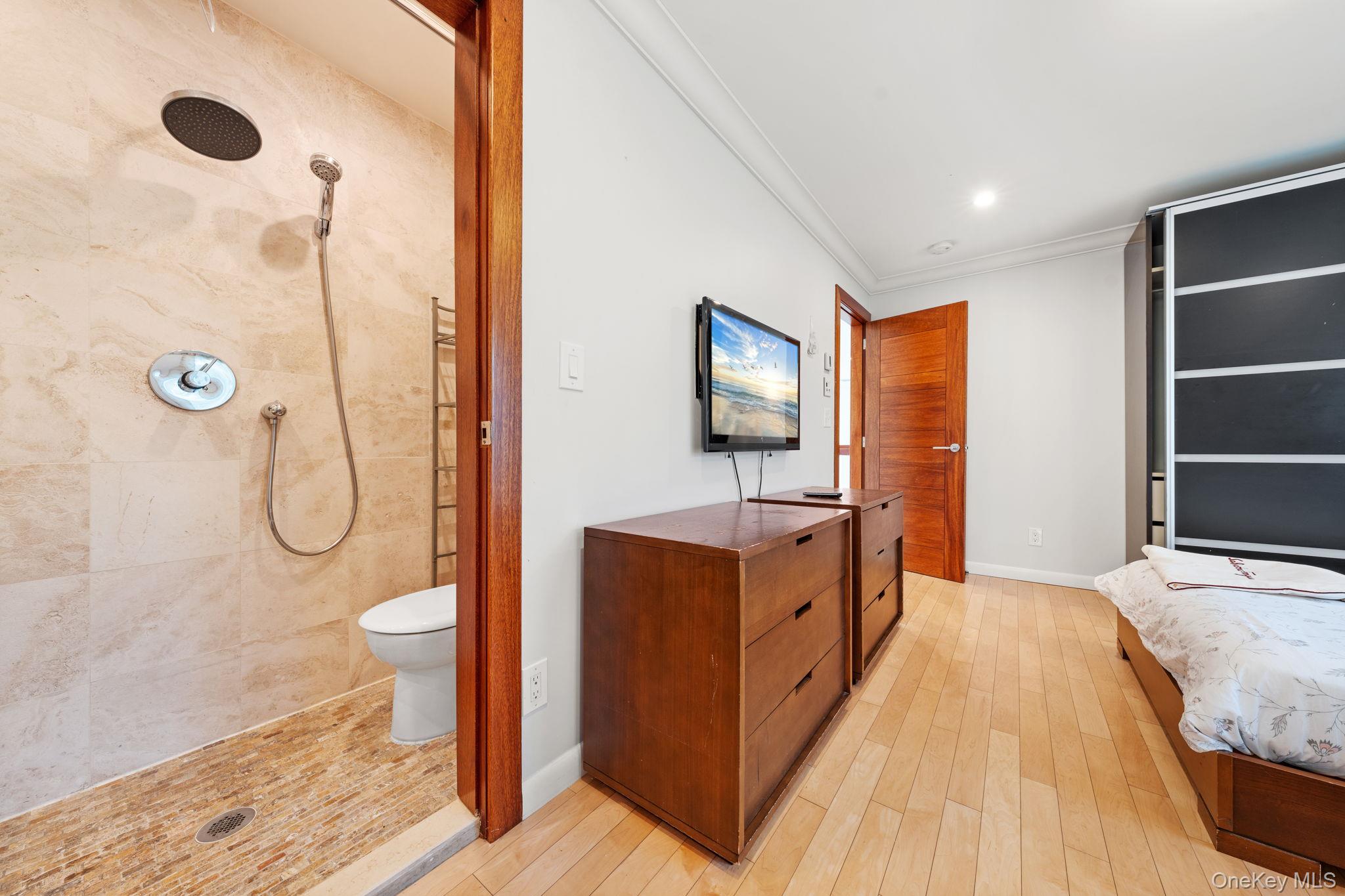 2 Hudson Street, Hastings-on-Hudson, NY 10706