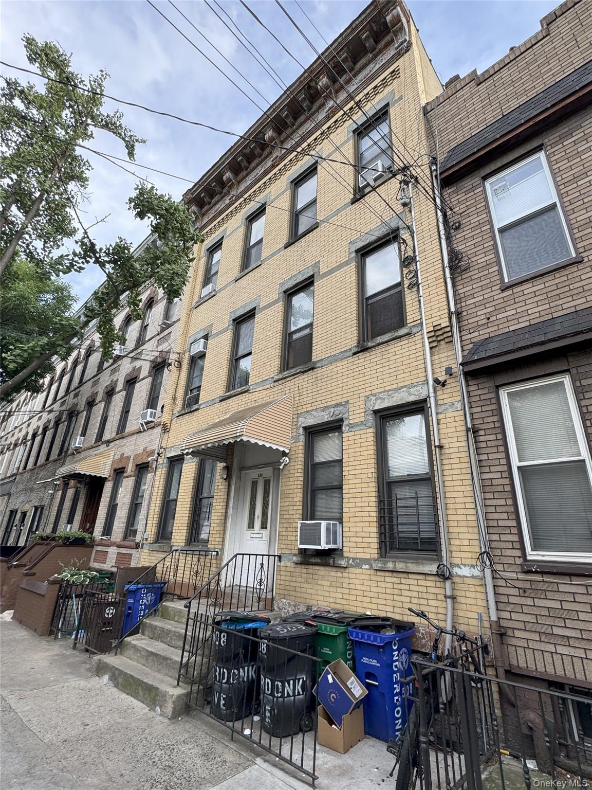 508 Onderdonk Avenue, Ridgewood, NY 11385