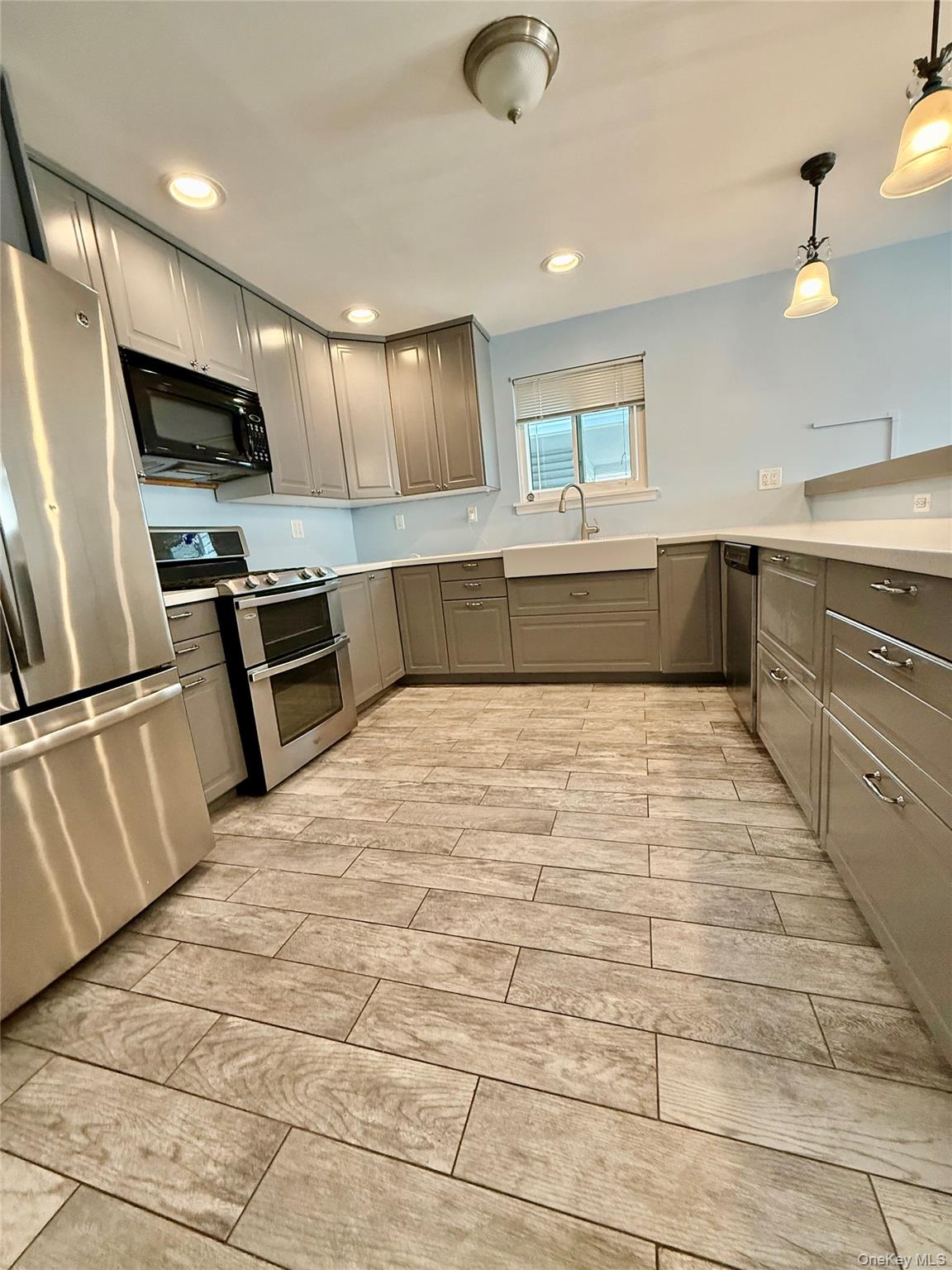 14 Center Place, Staten Island, NY 10306