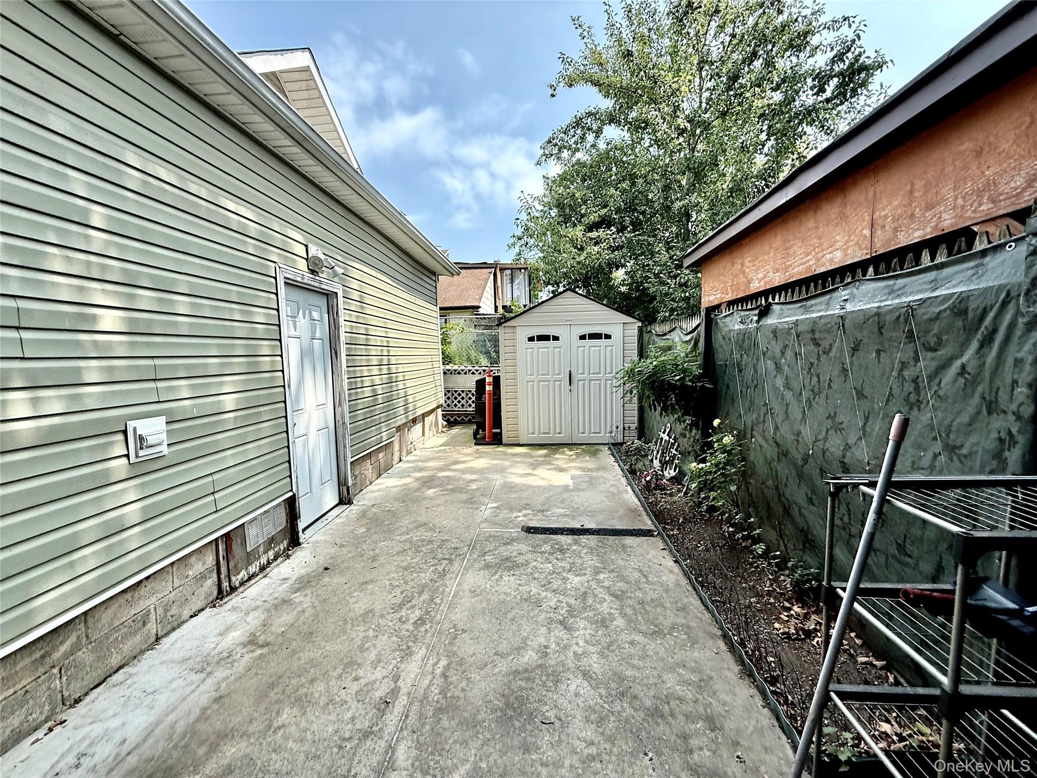 14 Center Place, Staten Island, NY 10306