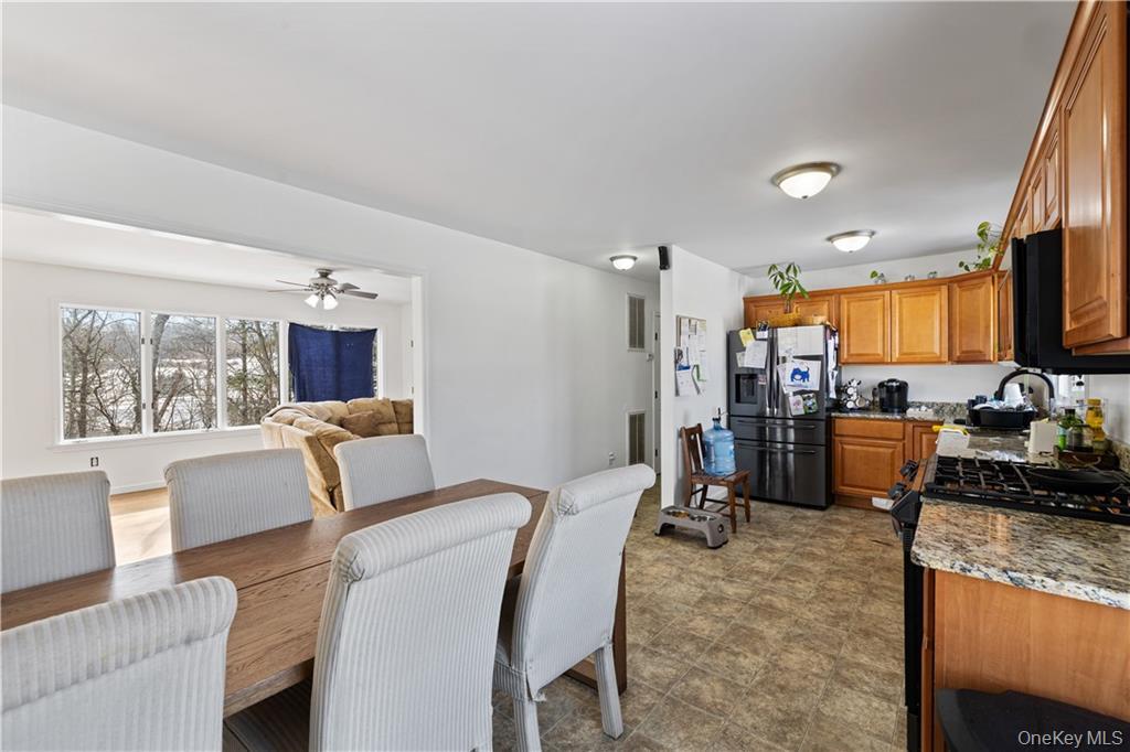 4428 State Route 94, Florida, NY 10921