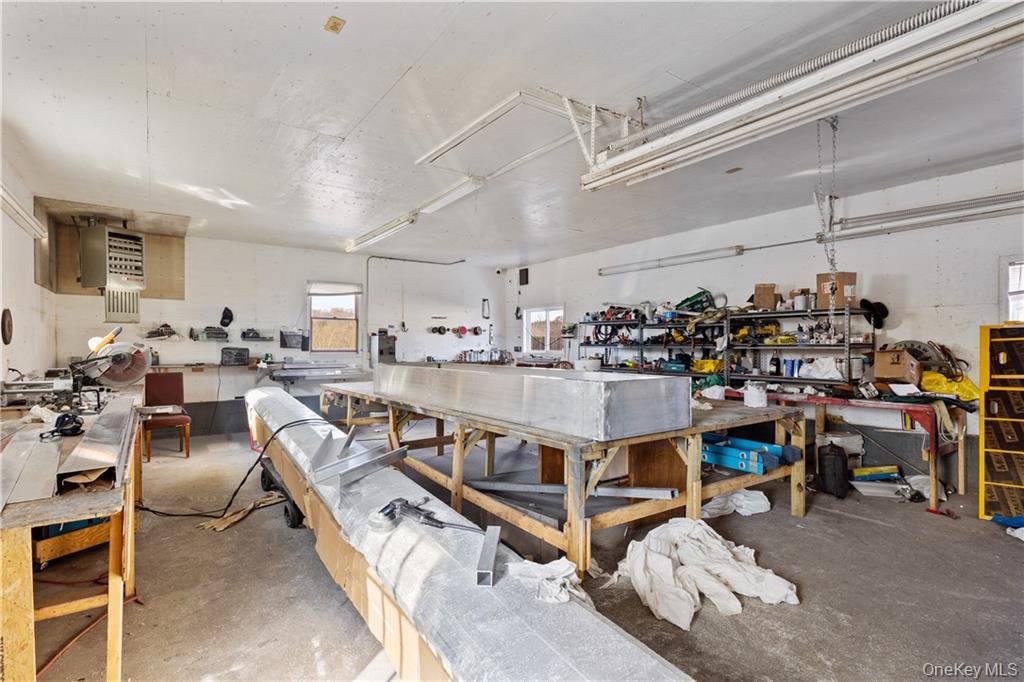 4428 State Route 94, Florida, NY 10921