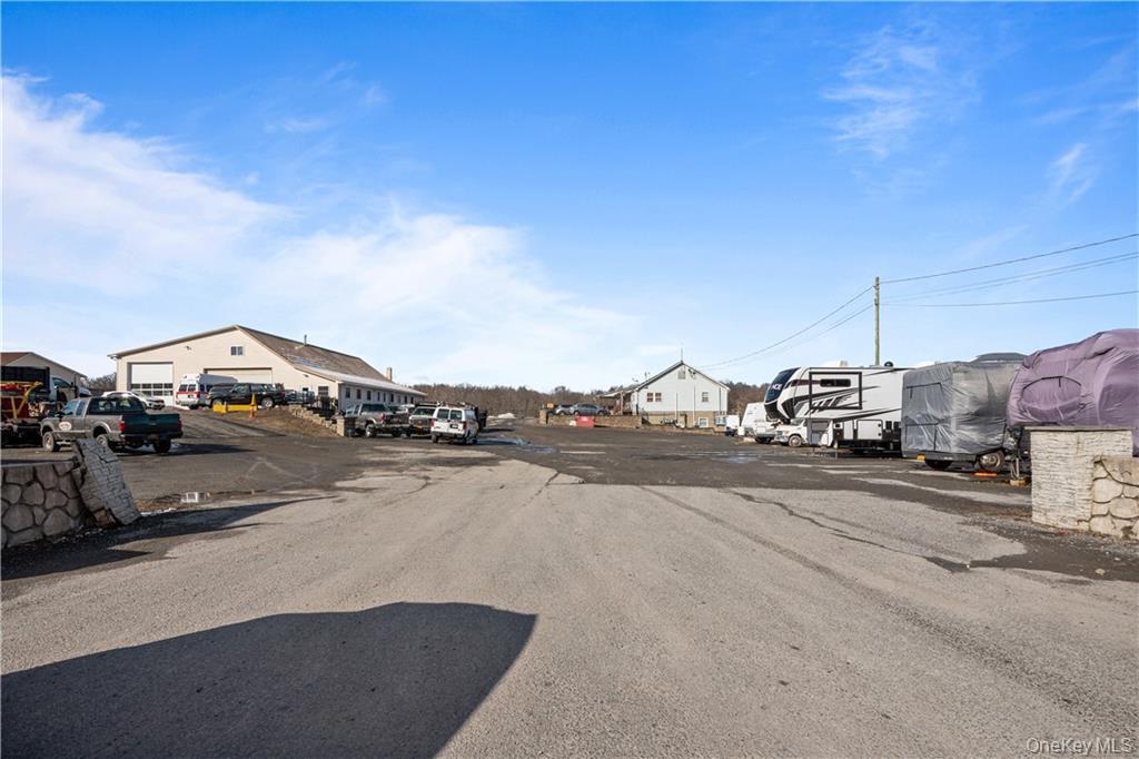 4428 State Route 94, Florida, NY 10921