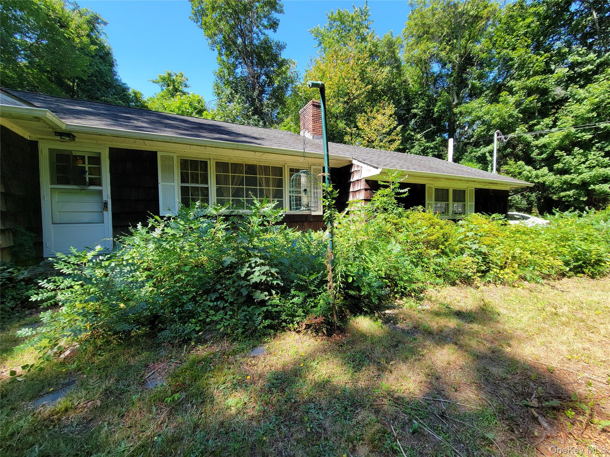 215 Beverly Road, South Huntington, NY 11746