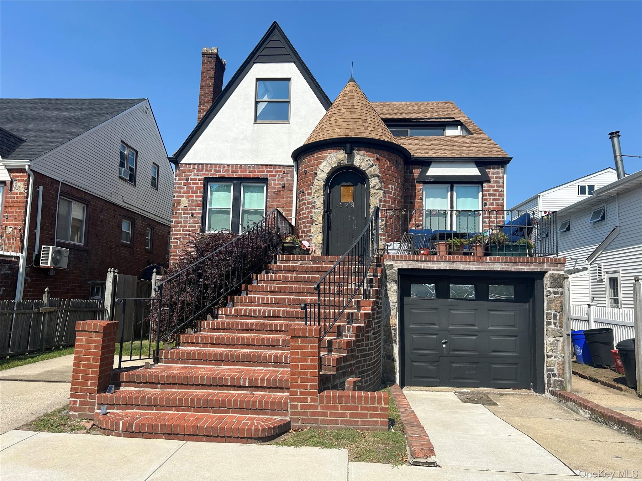 629 E Olive Street, Long Beach, NY 11561