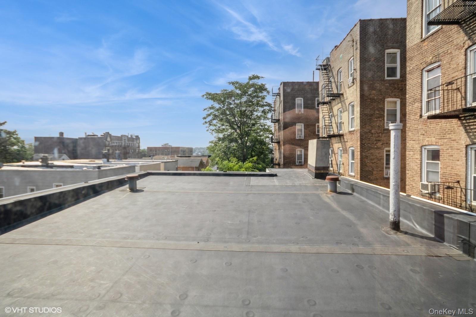 4261 Byron Avenue, Bronx, NY 10466