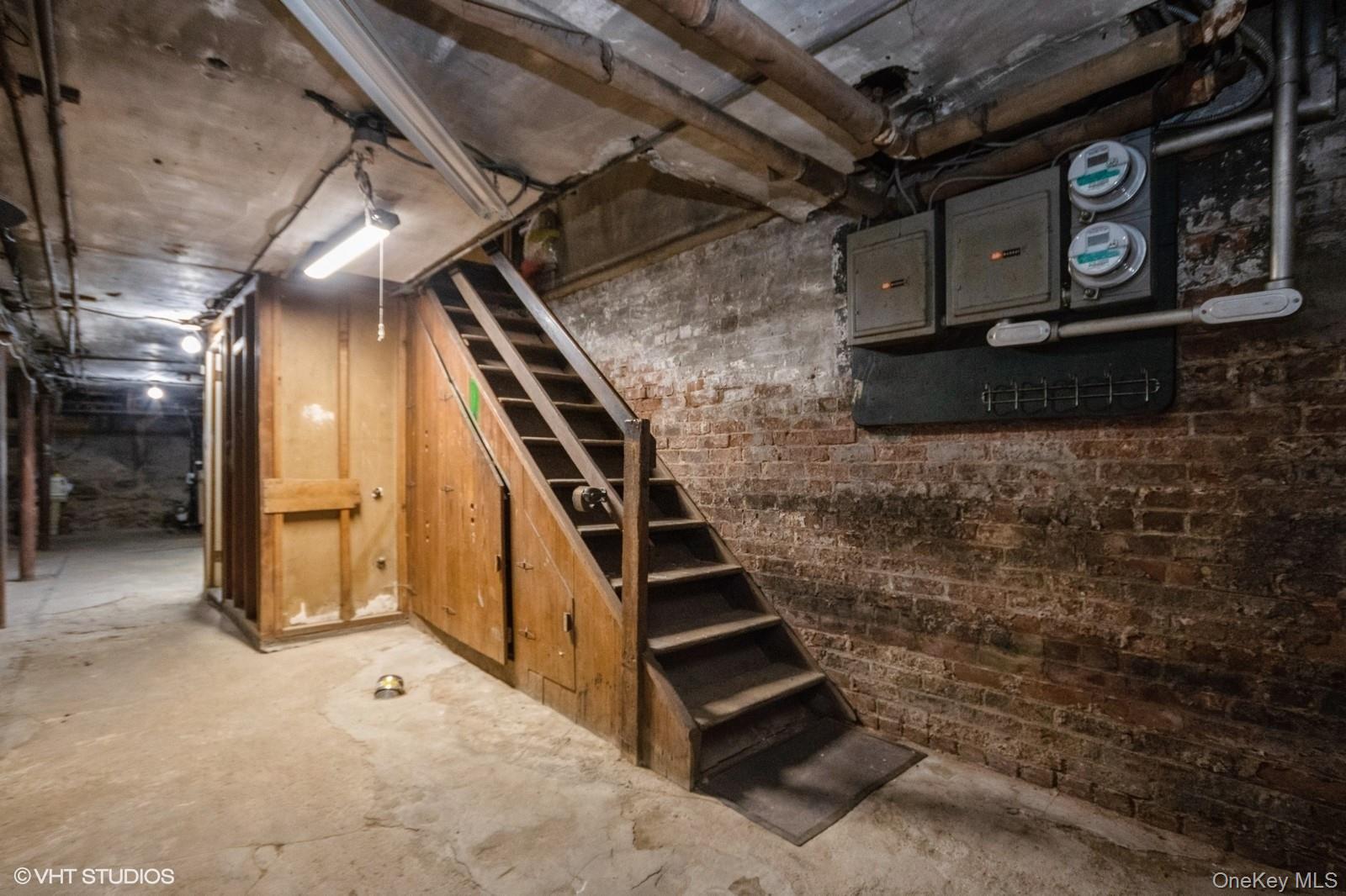 4261 Byron Avenue, Bronx, NY 10466