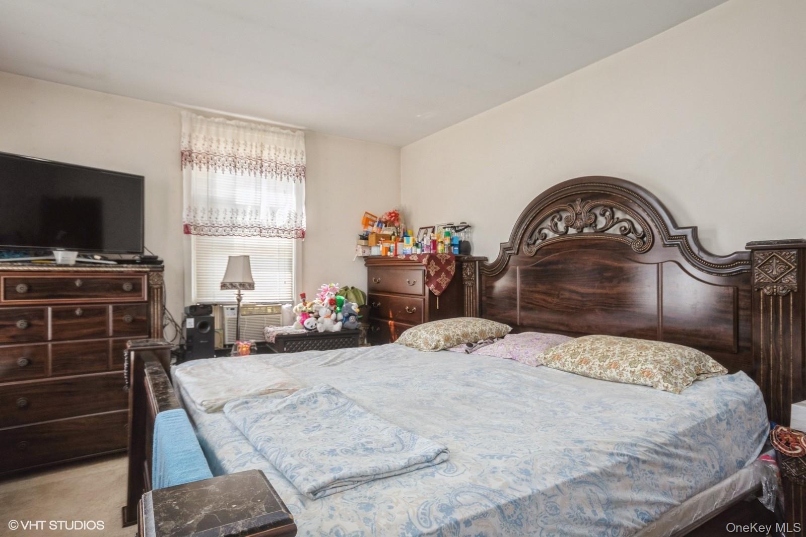 4261 Byron Avenue, Bronx, NY 10466