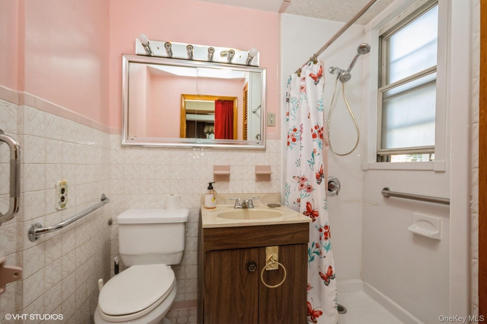 4261 Byron Avenue, Bronx, NY 10466