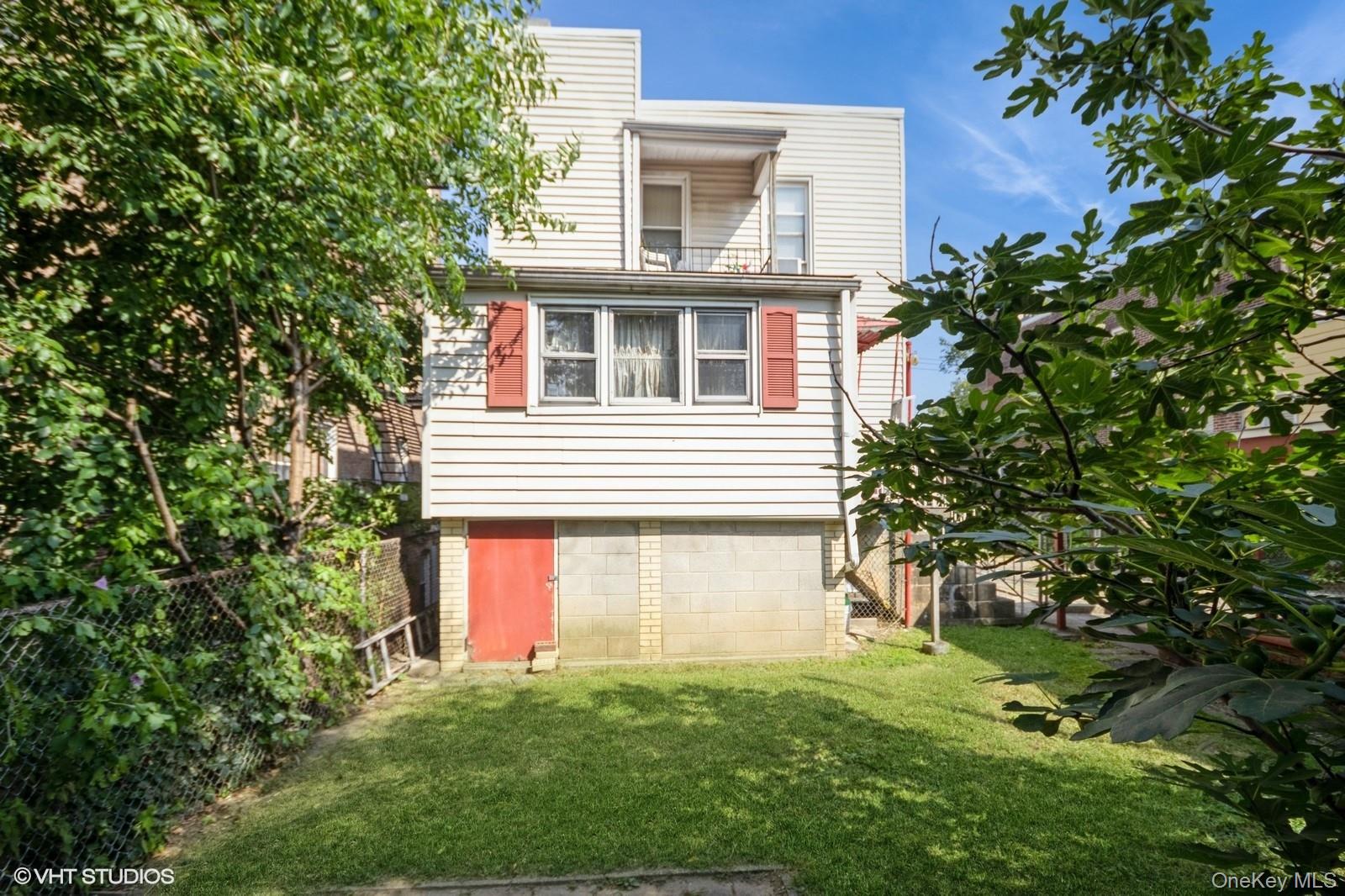 4261 Byron Avenue, Bronx, NY 10466