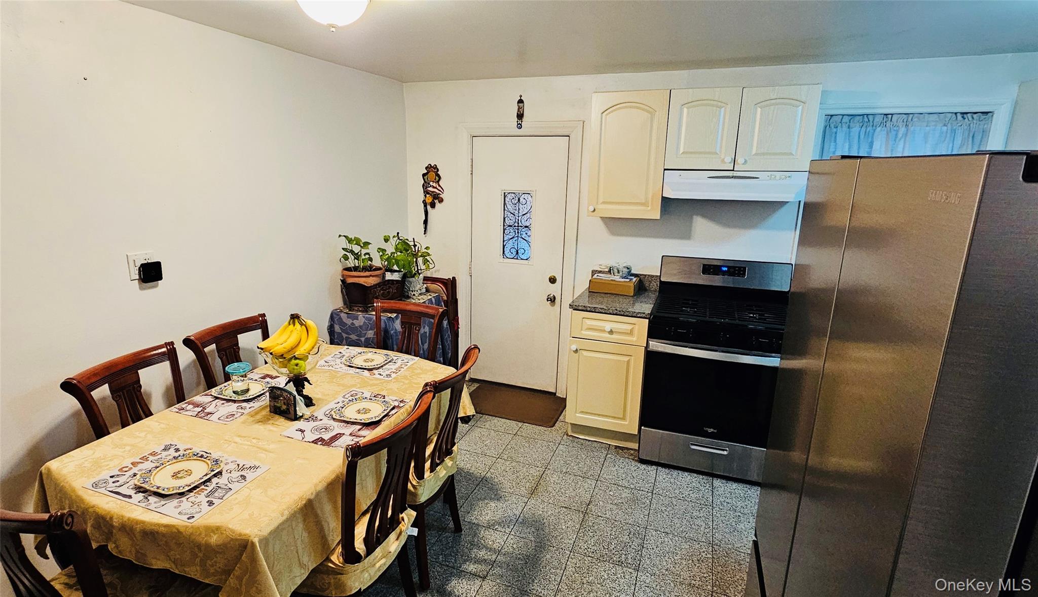 6728 Forest Avenue, Ridgewood, NY 11385