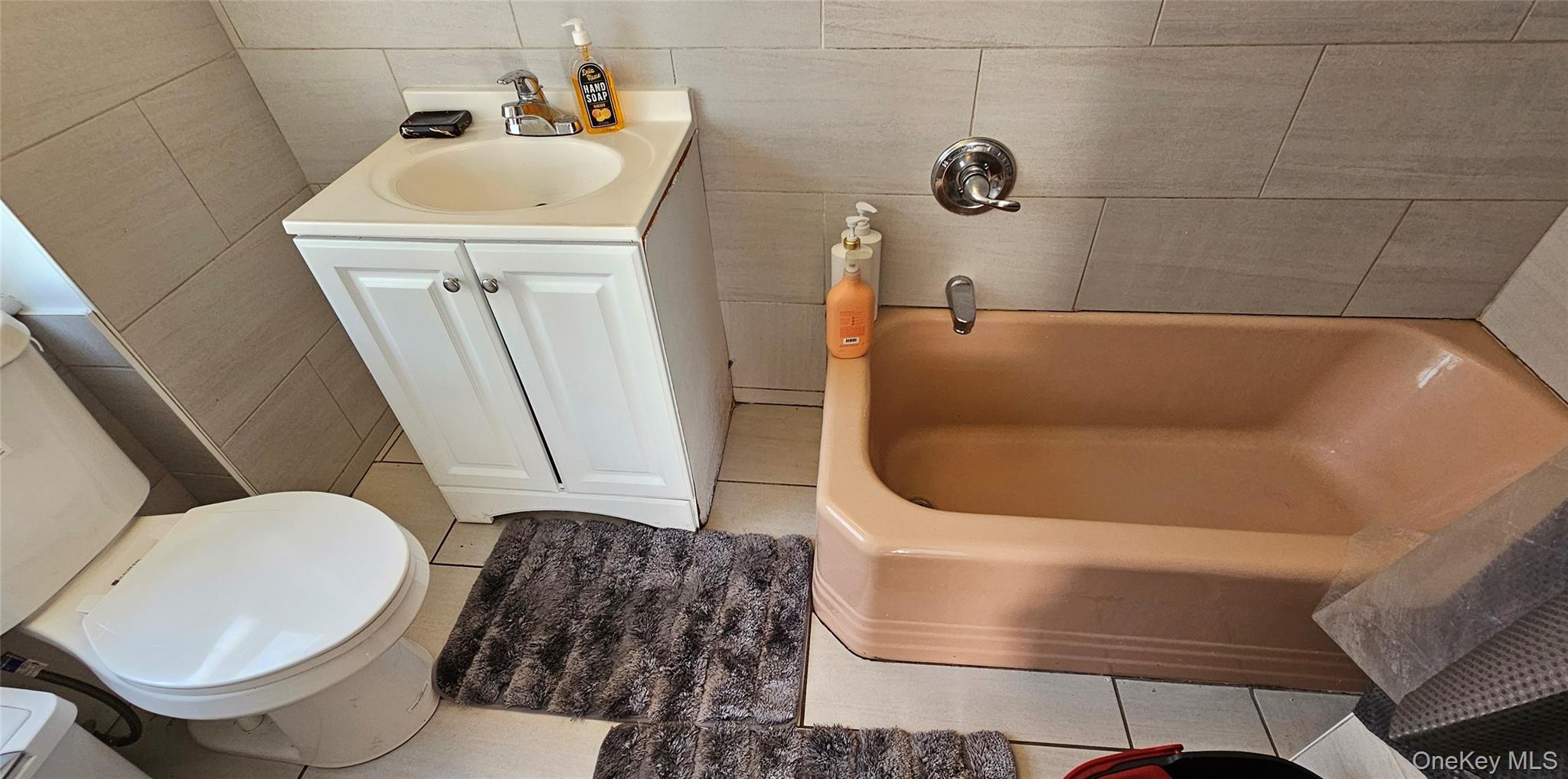 6728 Forest Avenue, Ridgewood, NY 11385