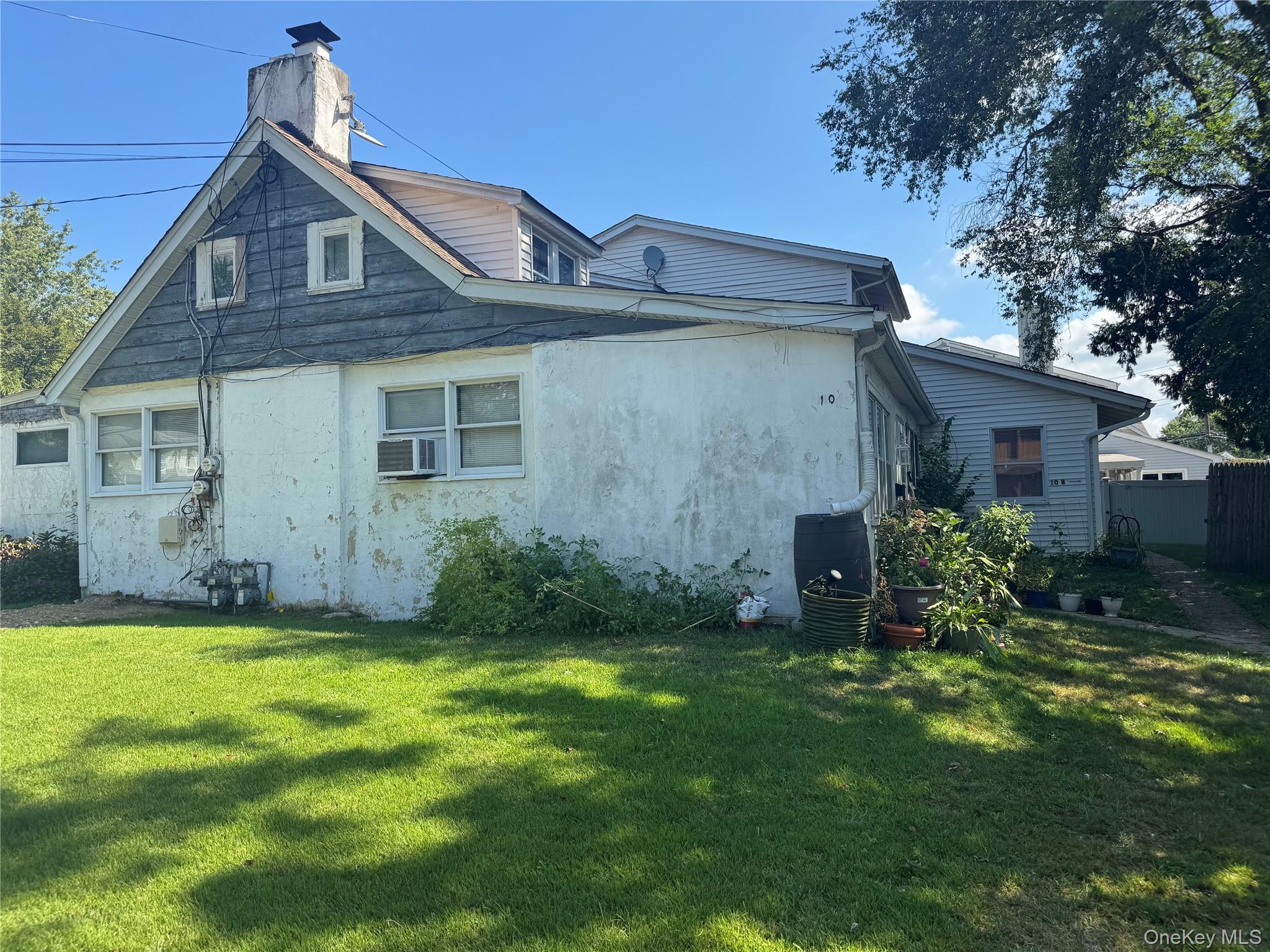 10 Oldwood Road, Port Washington, NY 11050