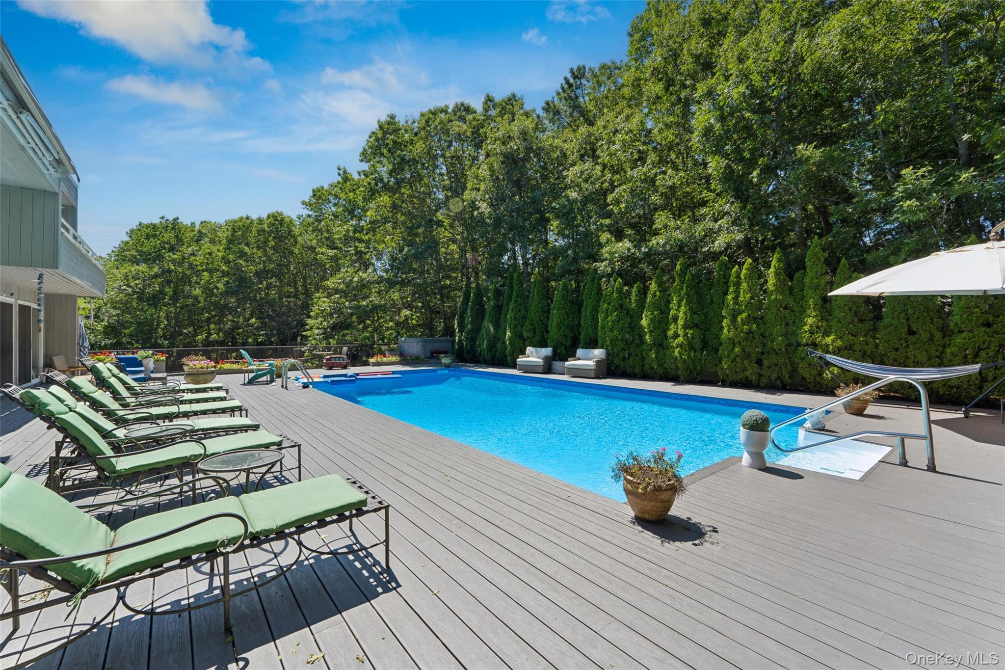 16 Elizabeth Lane, Quogue, NY 11959