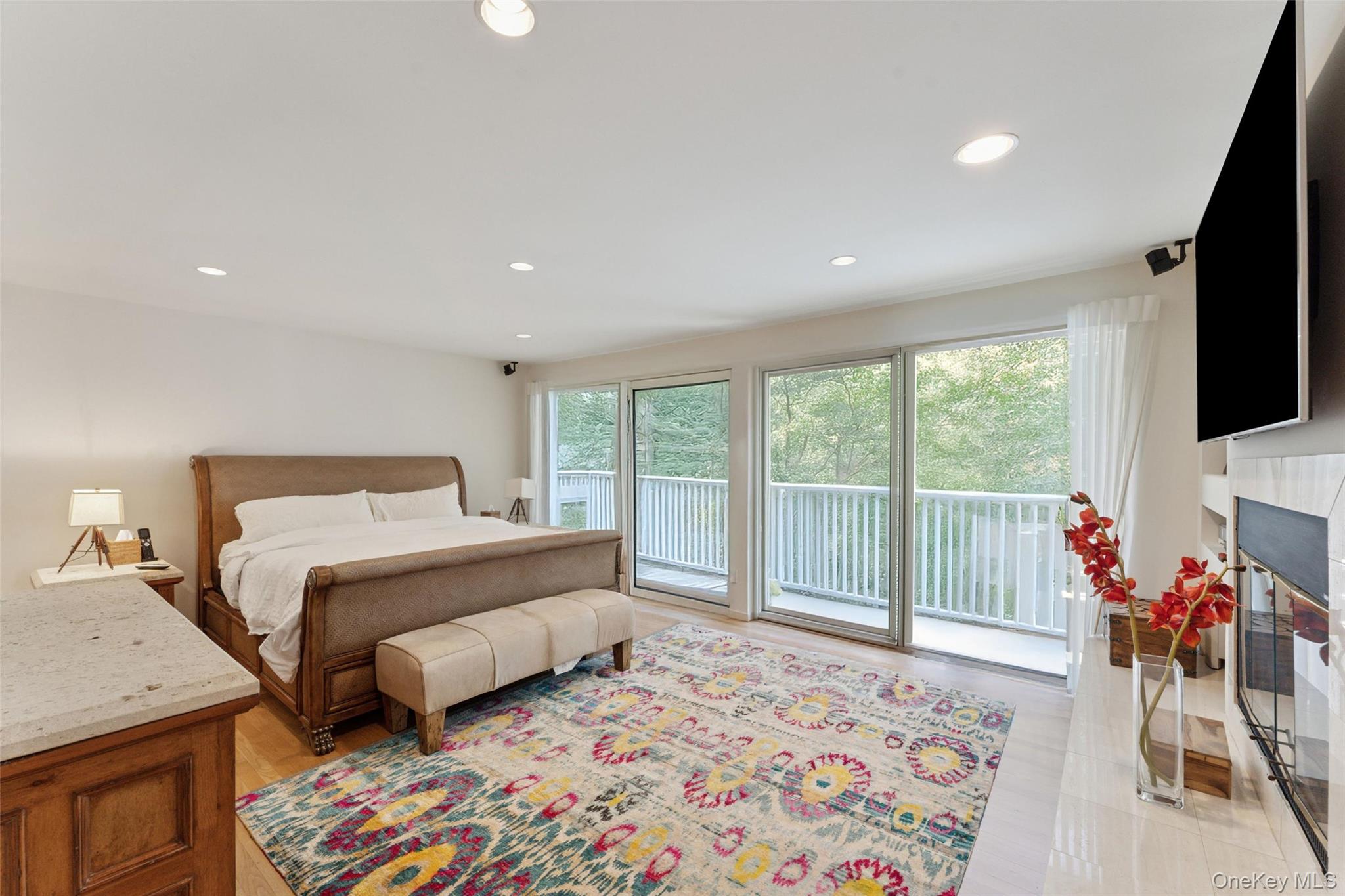 16 Elizabeth Lane, Quogue, NY 11959