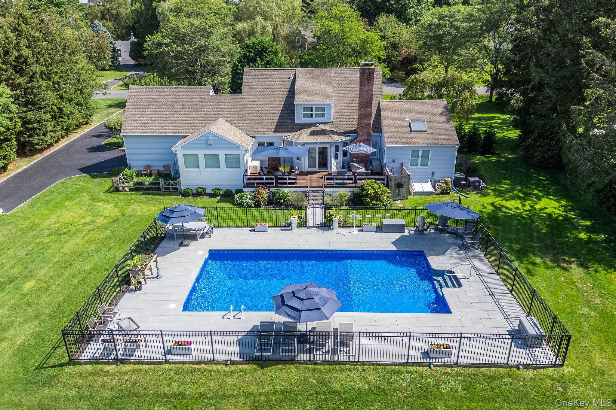 1390 Country Club Drive, Cutchogue, NY 11935