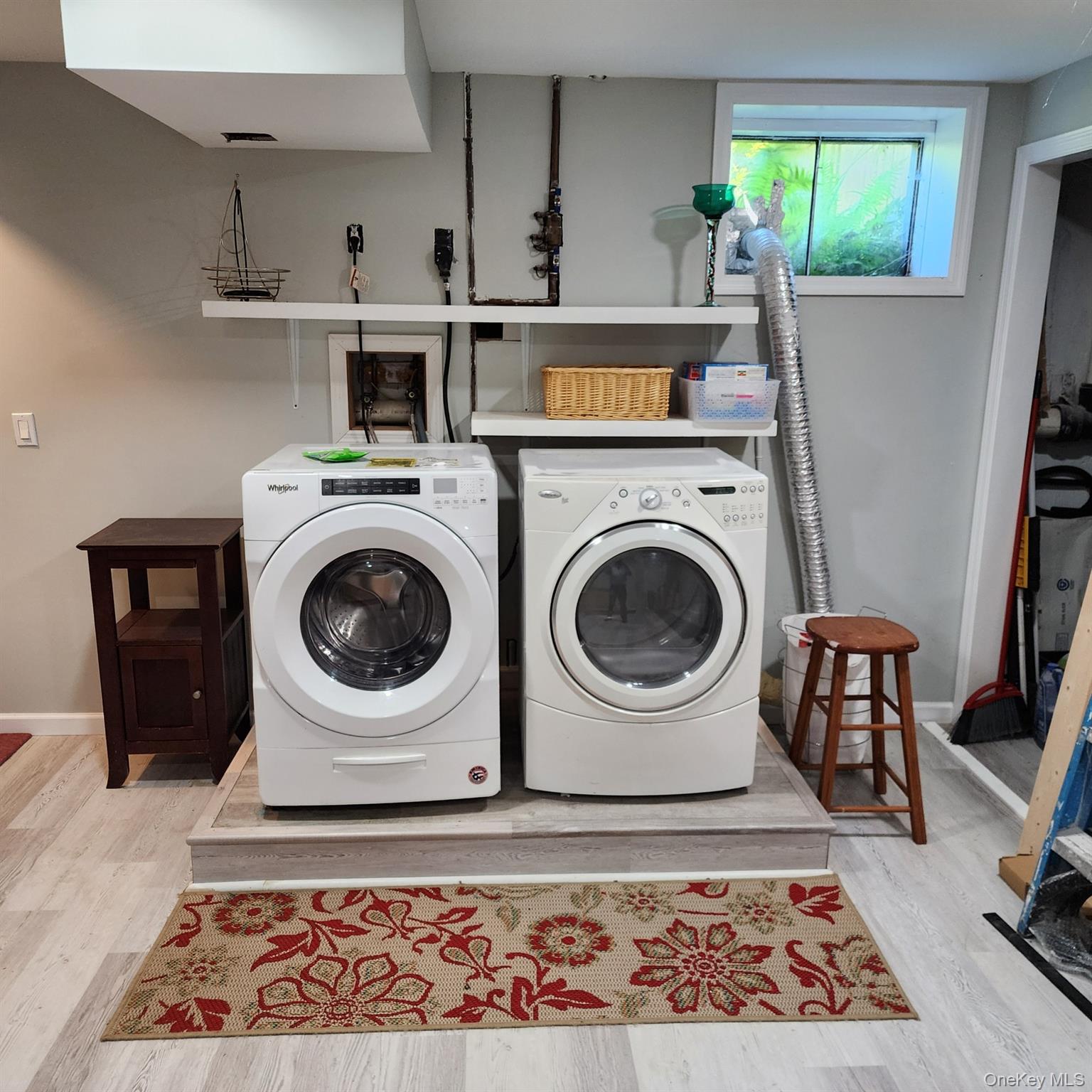 289 Carleton Drive E, Shirley, NY 11967