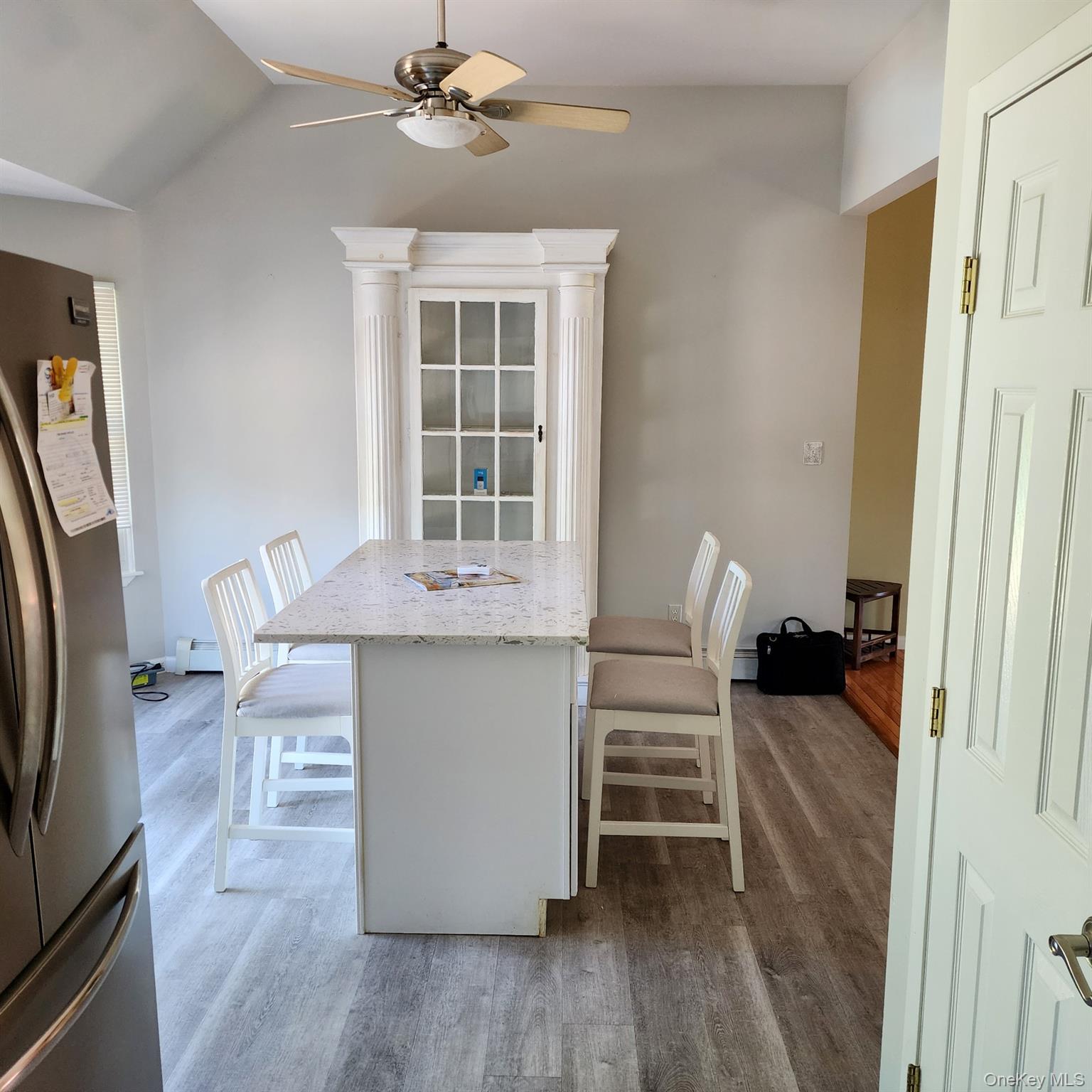 289 Carleton Drive E, Shirley, NY 11967