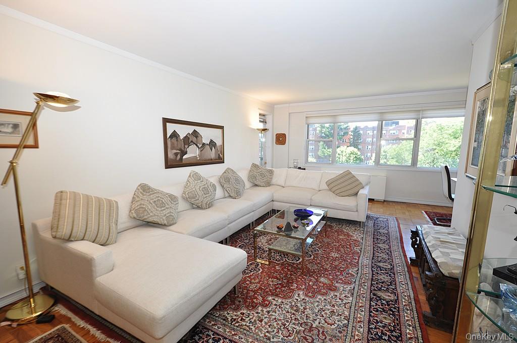 240 Garth Road # 6F2, Scarsdale, NY 10583