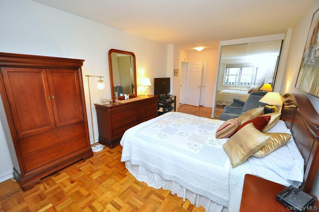 240 Garth Road # 6F2, Scarsdale, NY 10583