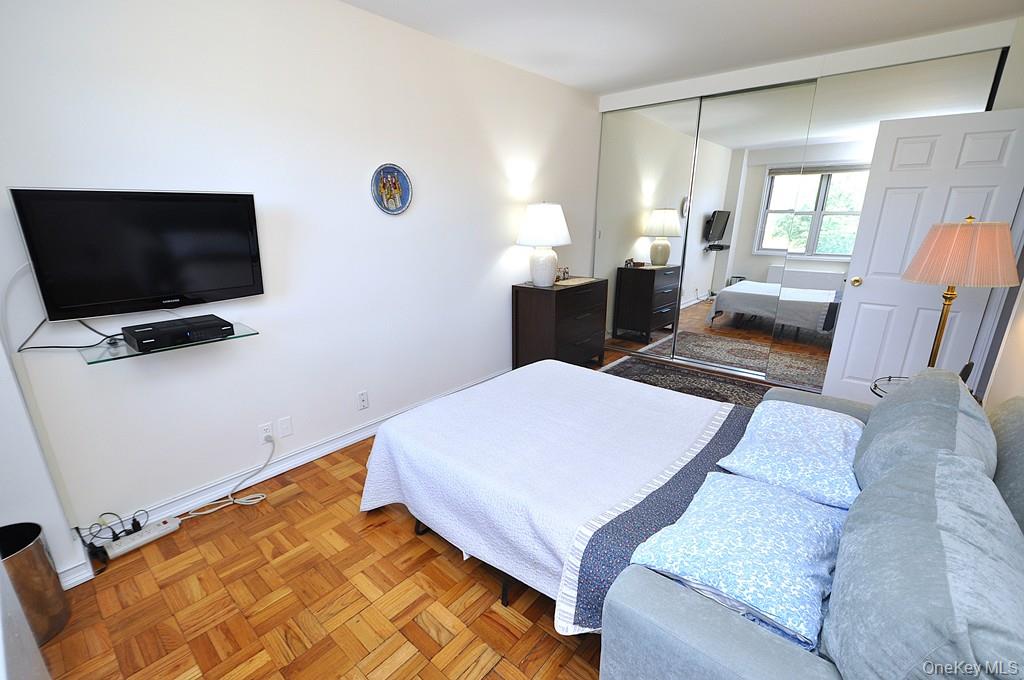 240 Garth Road # 6F2, Scarsdale, NY 10583