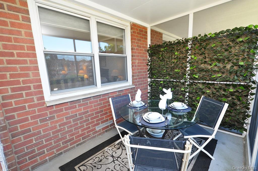 240 Garth Road # 6F2, Scarsdale, NY 10583