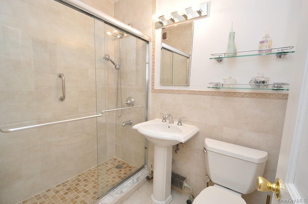 240 Garth Road # 6F2, Scarsdale, NY 10583