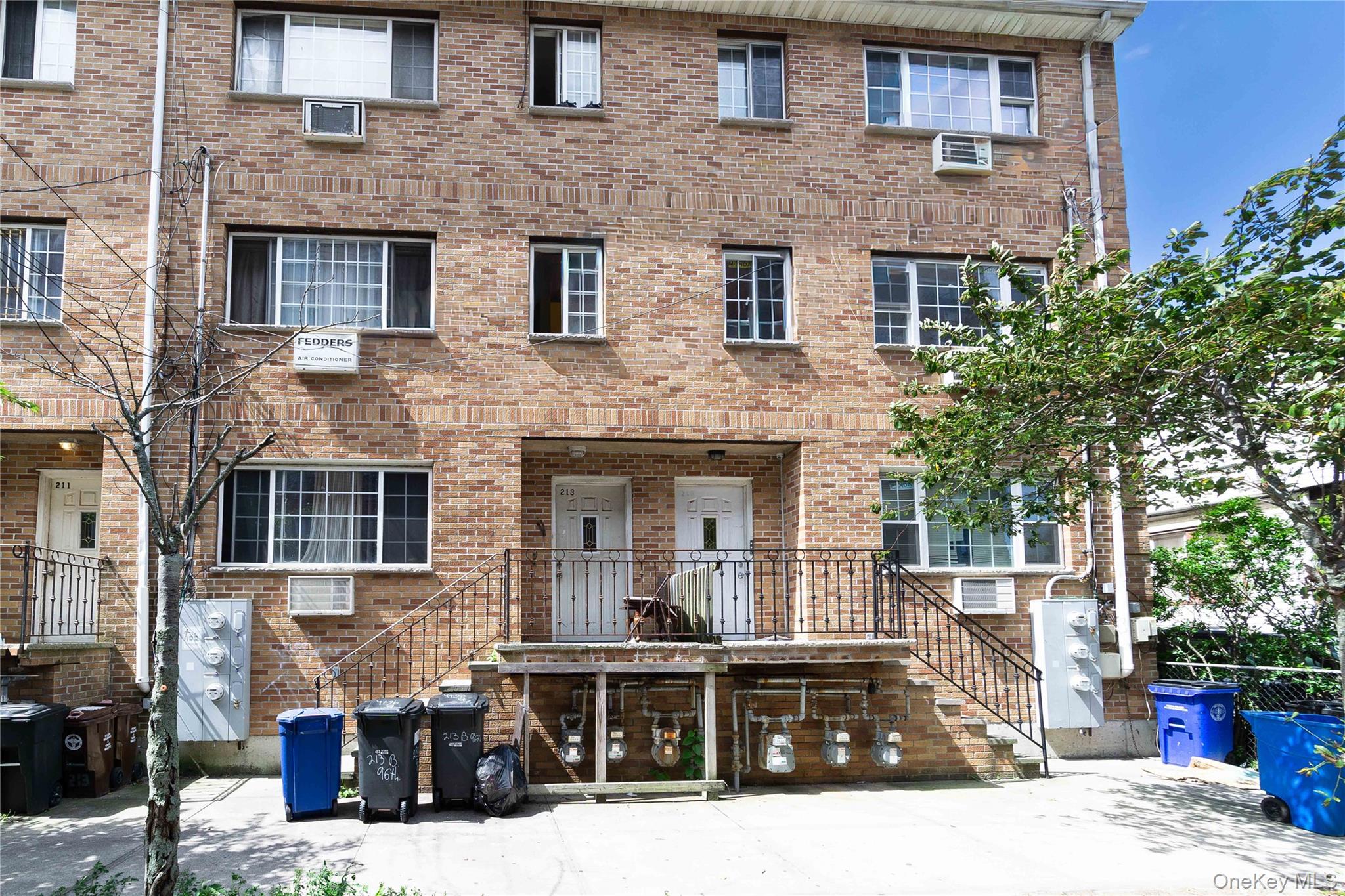 215 Beach 96th Street, Rockaway Beach, NY 11693
