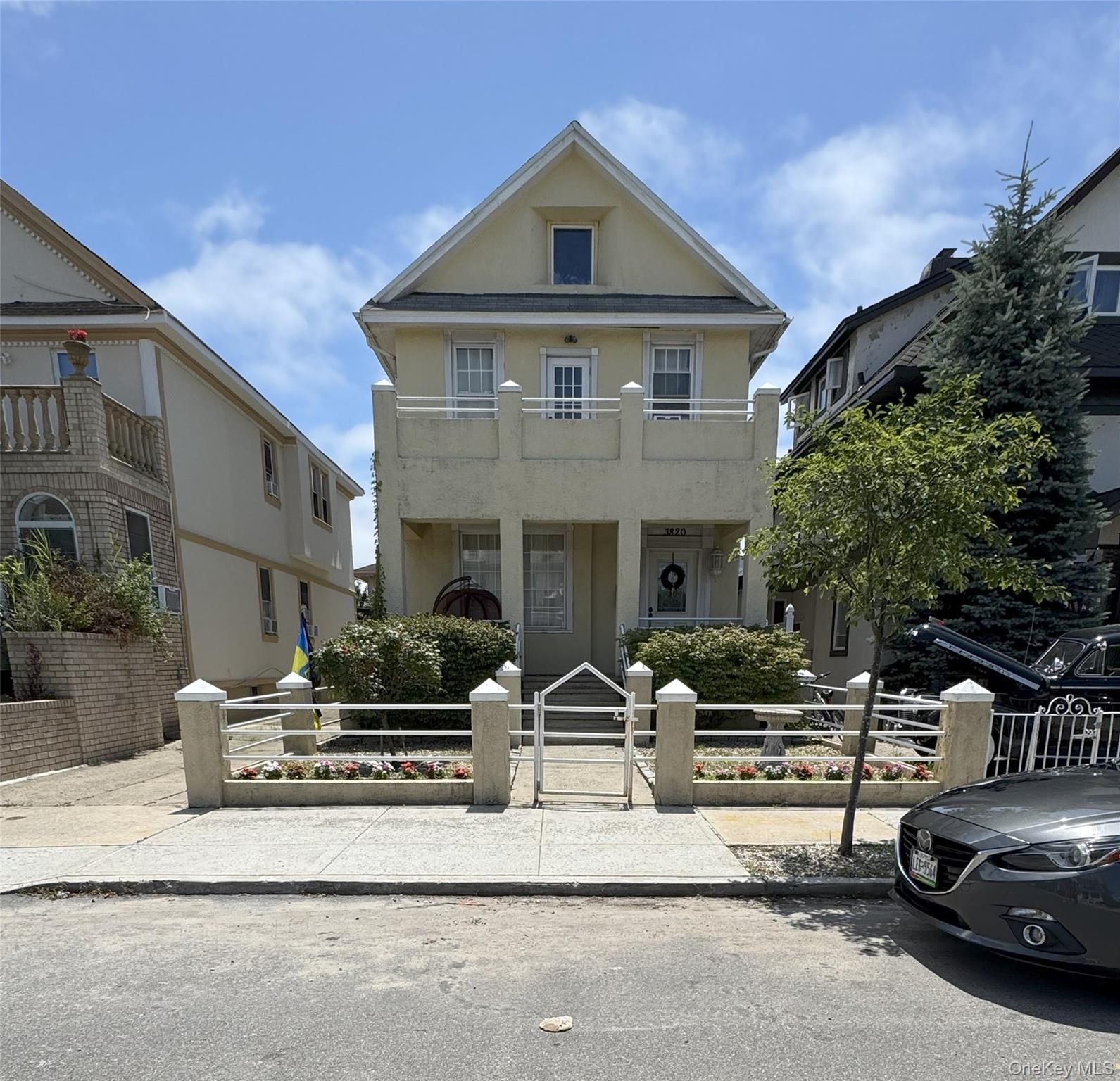 3820 Cypress Avenue, Brooklyn, NY 11224