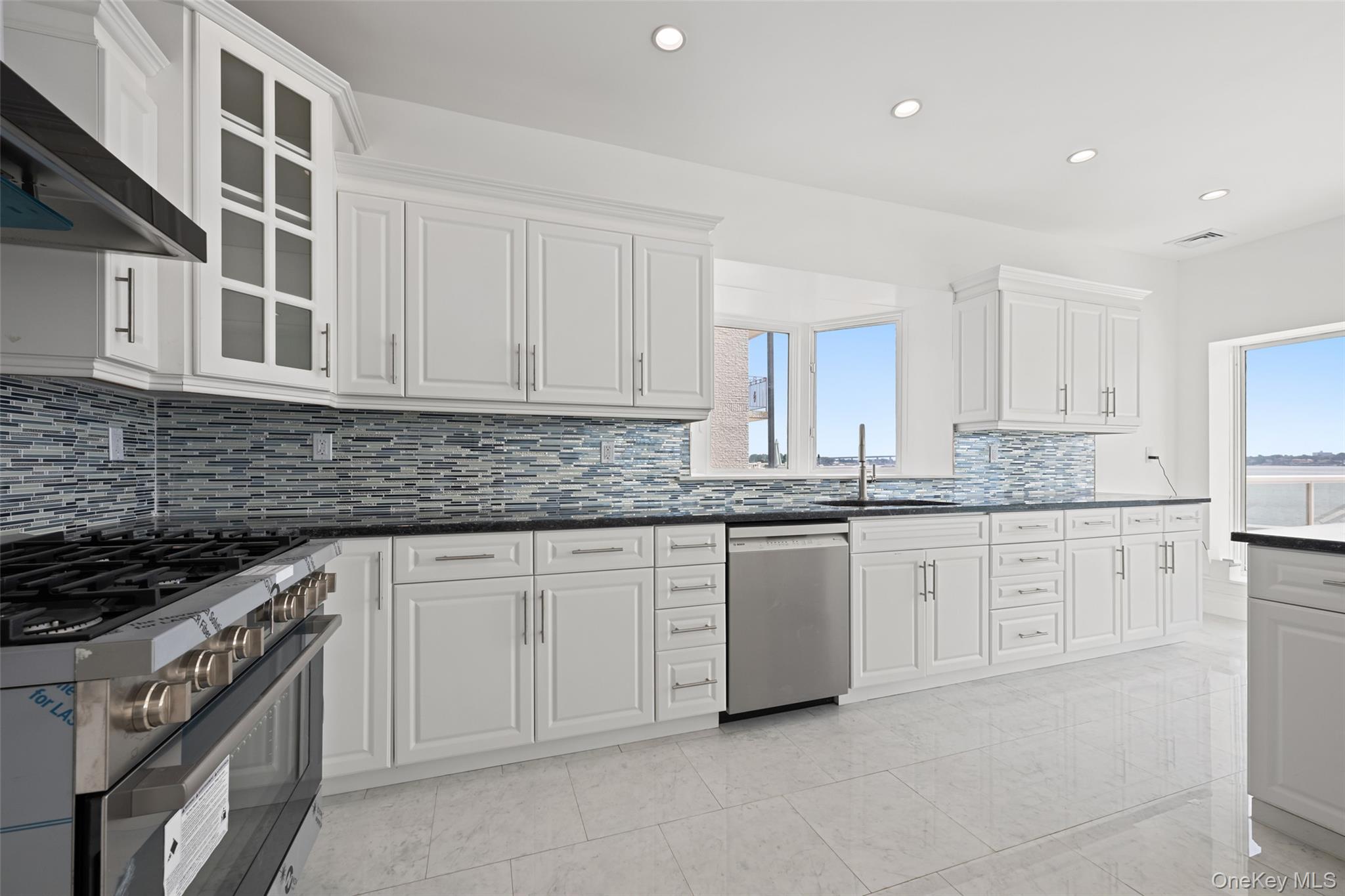 4 Angelas Place # 1, Bronx, NY 10465