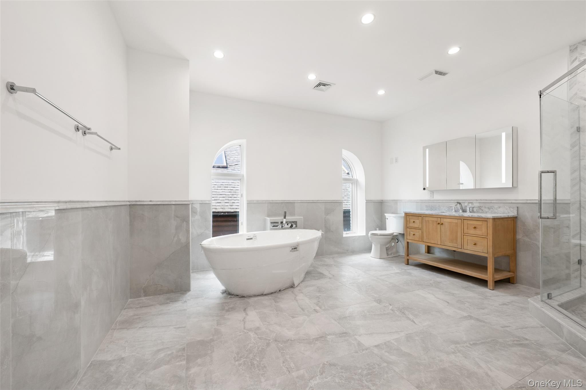 4 Angelas Place # 1, Bronx, NY 10465