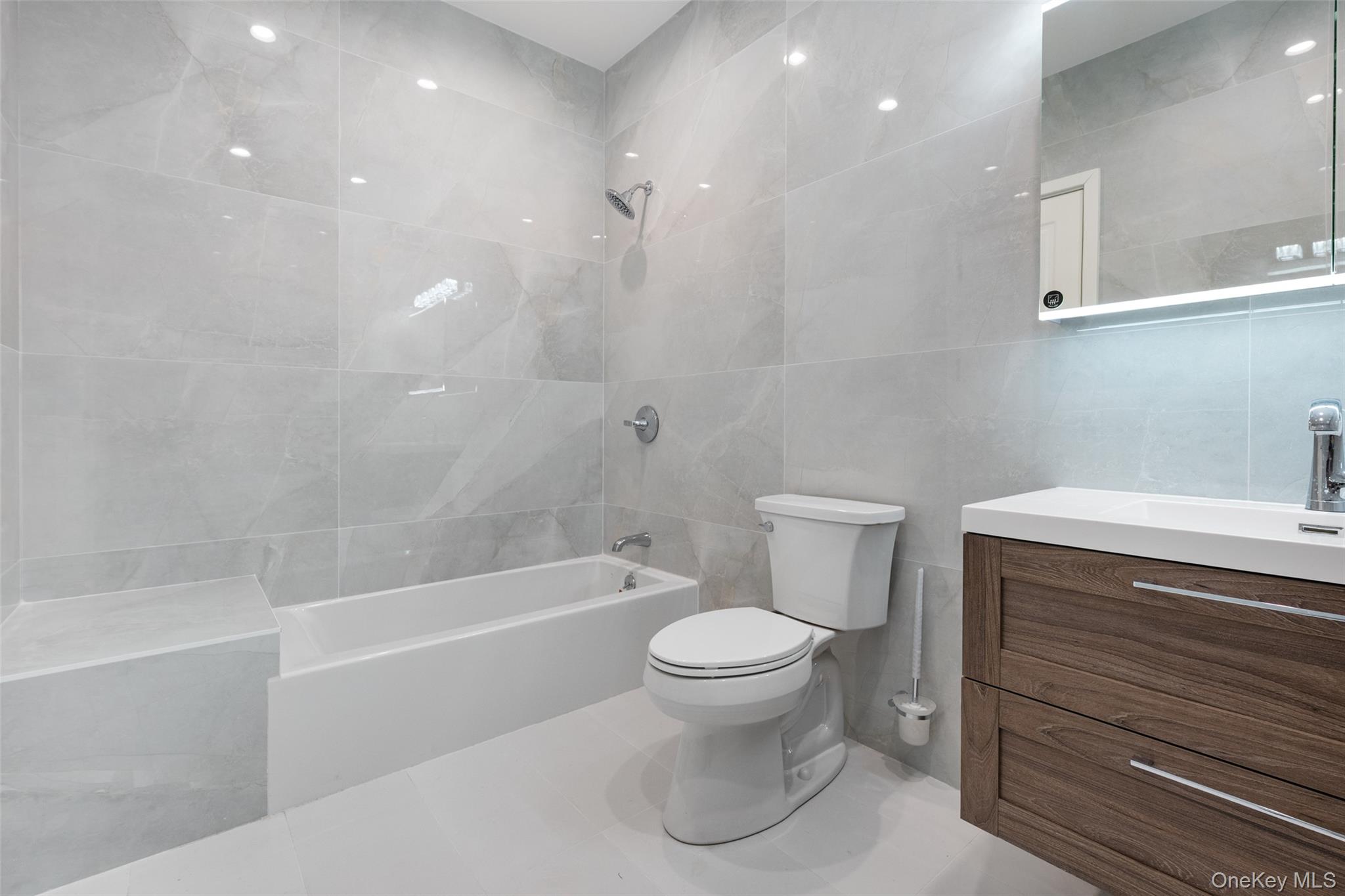 4 Angelas Place # 1, Bronx, NY 10465