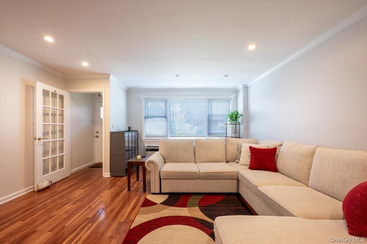 1600 Grand Avenue # V1, Baldwin, NY 11510