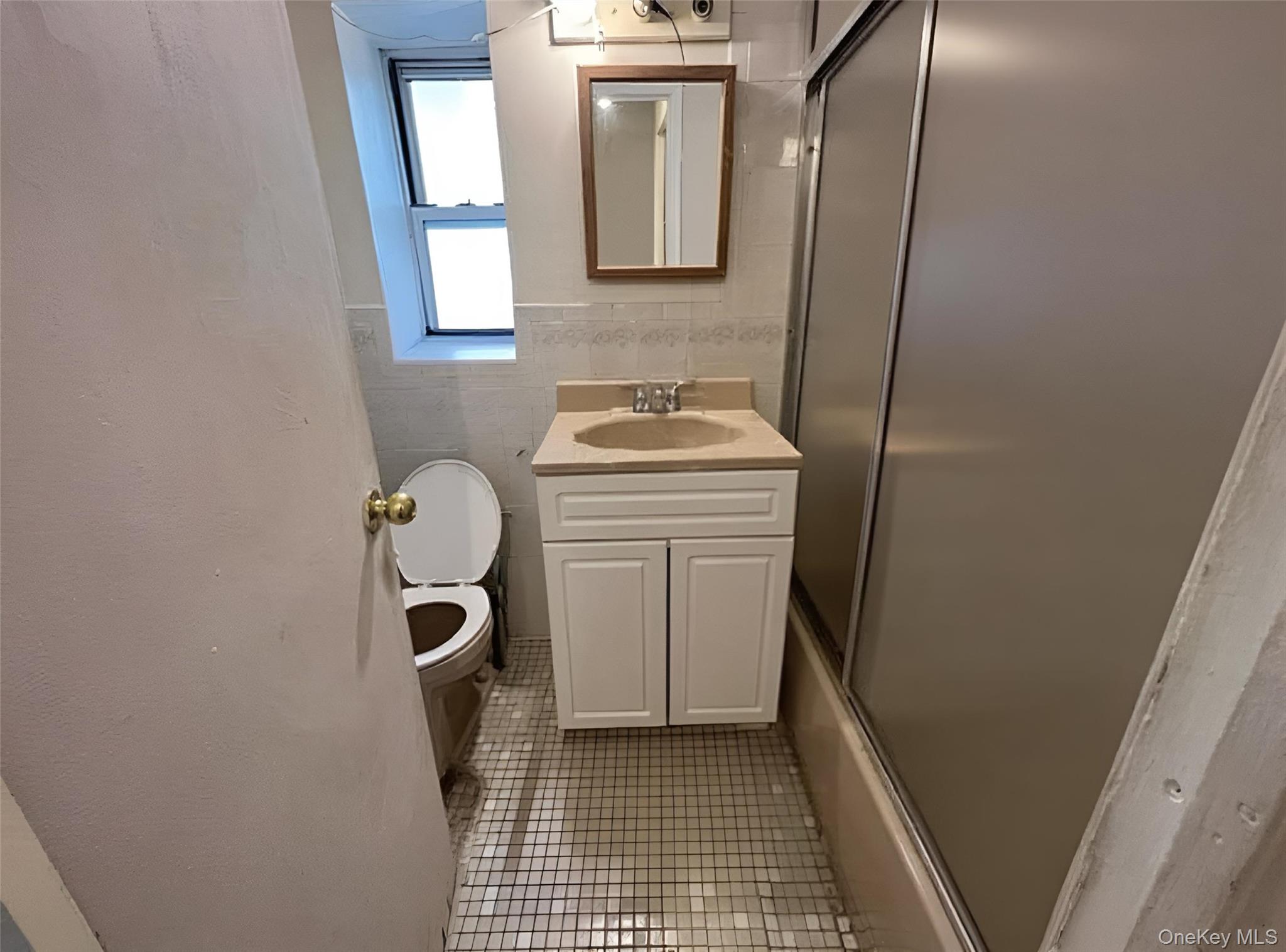 1046 E 32nd Street, Brooklyn, NY 11210