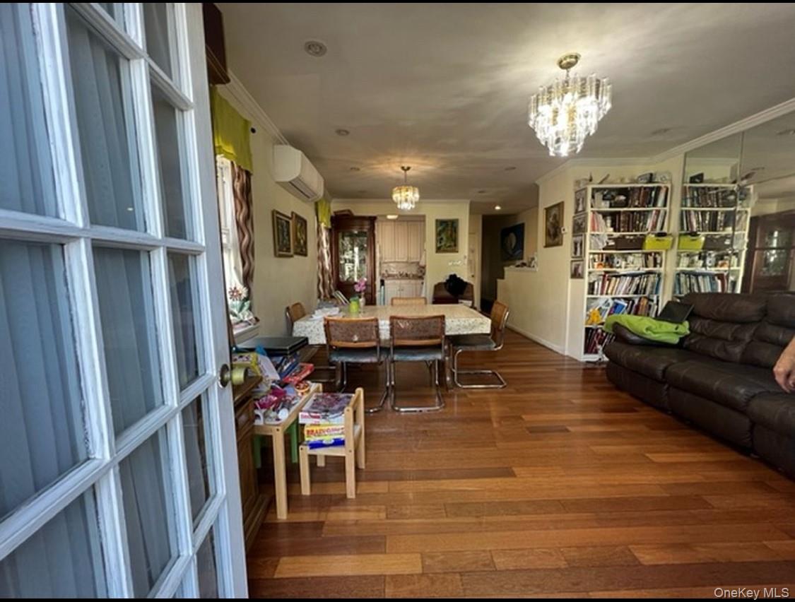 1046 E 32nd Street, Brooklyn, NY 11210