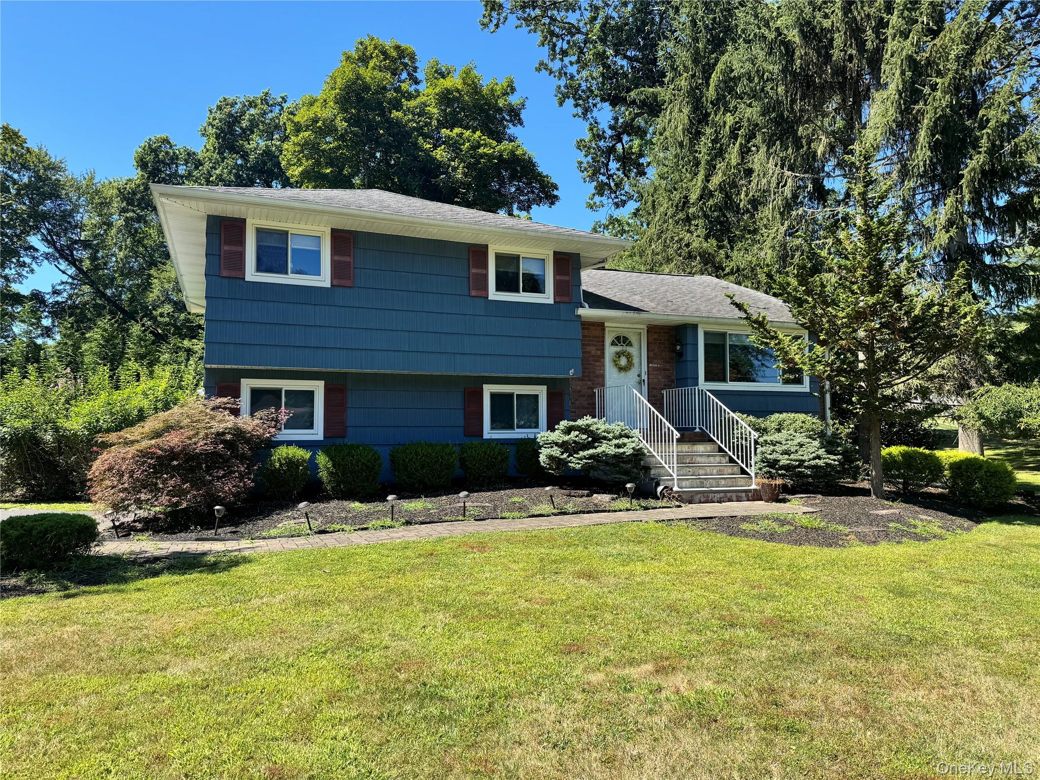 20 Mark Lane, New City, NY 10956