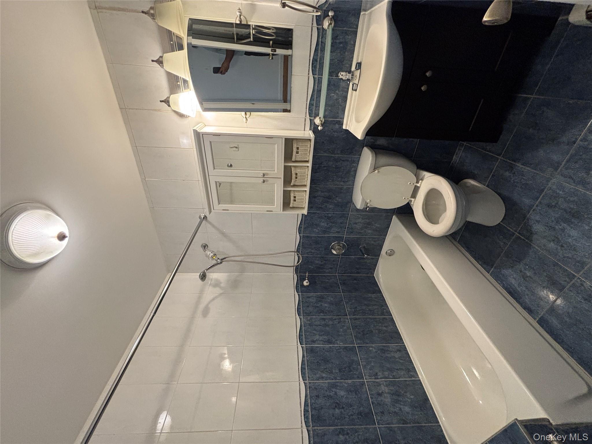 174-17 129th Ave, Jamaica, NY 11434