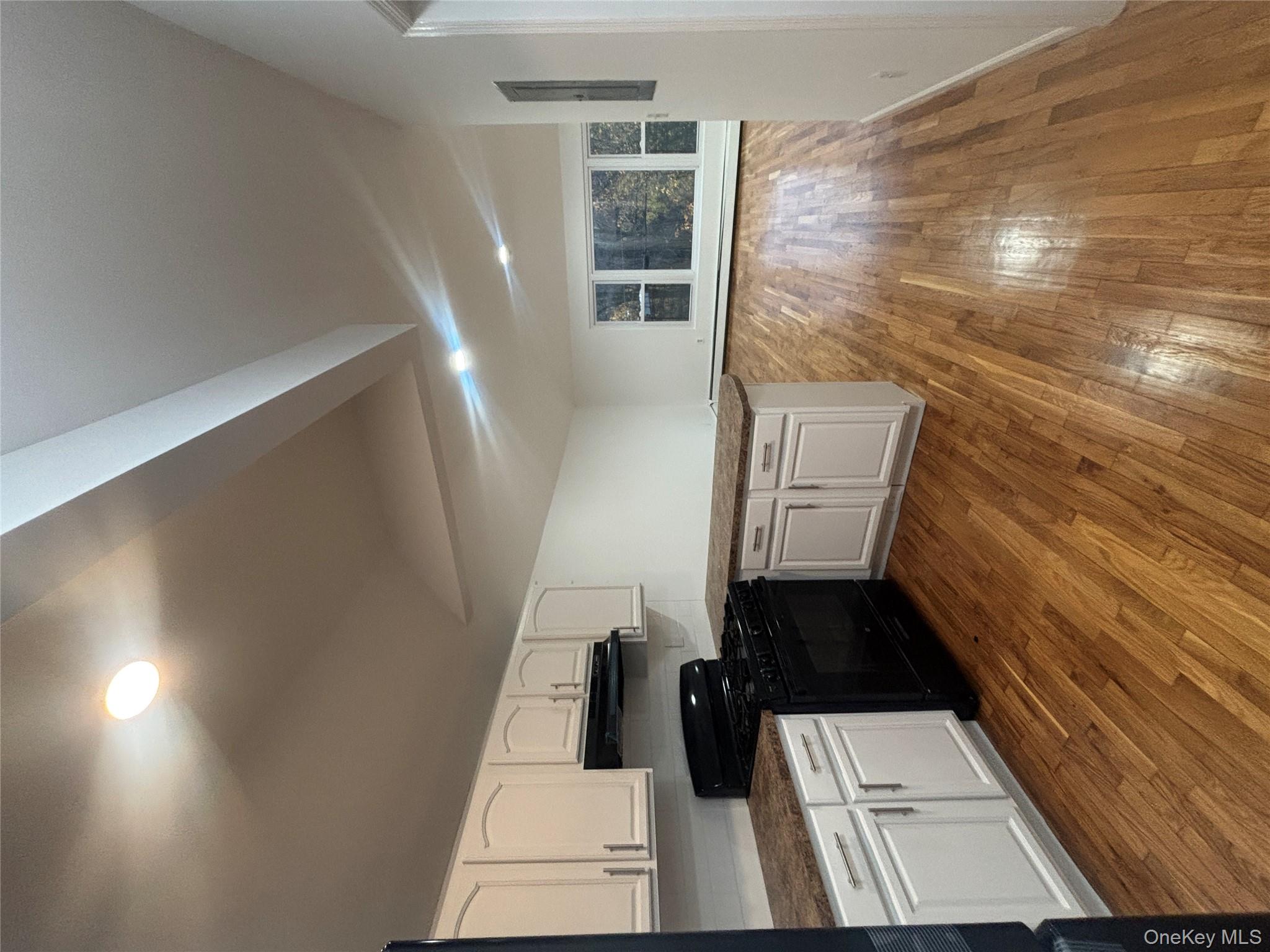 174-17 129th Ave, Jamaica, NY 11434