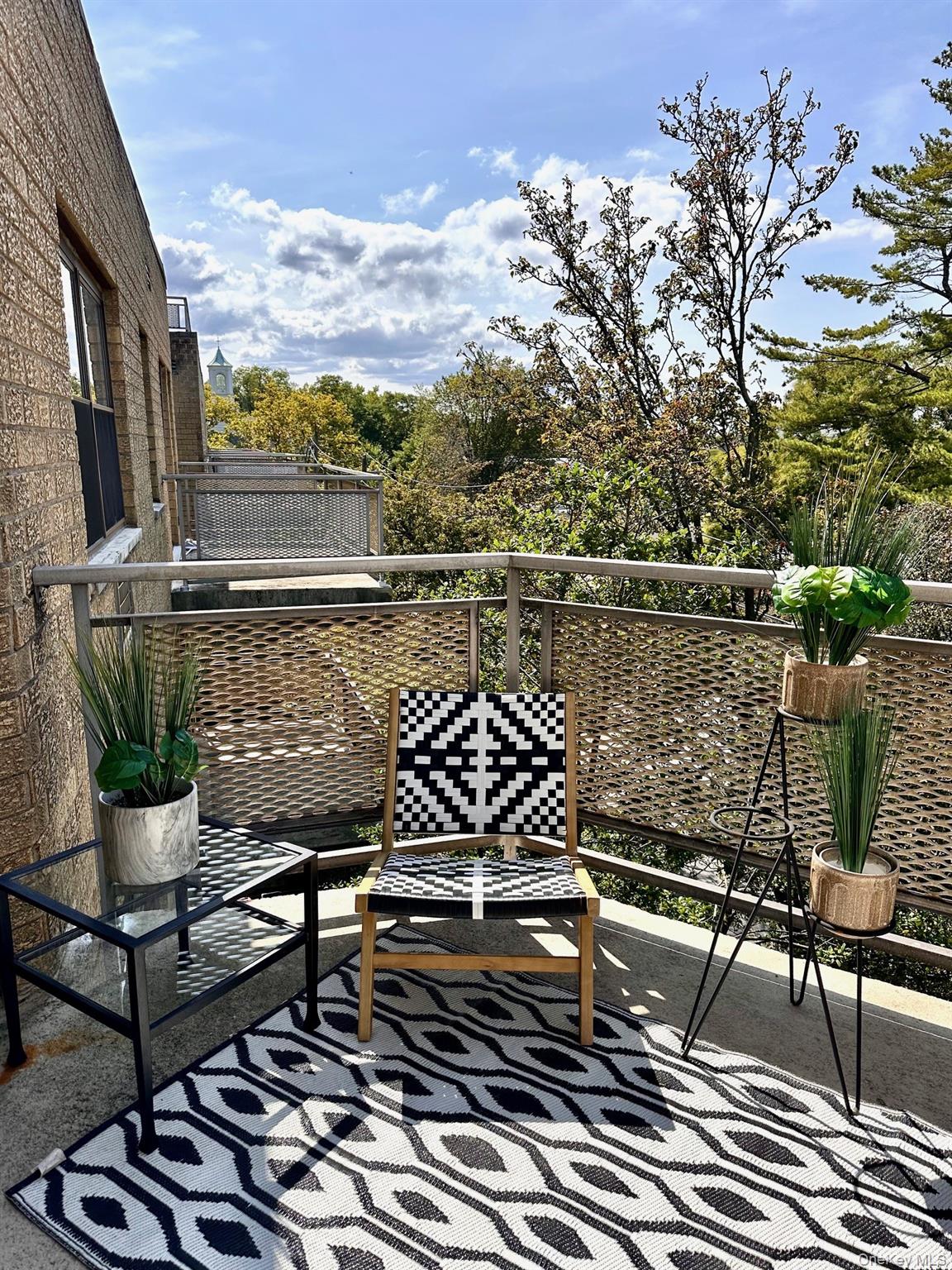 5 Schenck Avenue # 3K, Great Neck, NY 11021