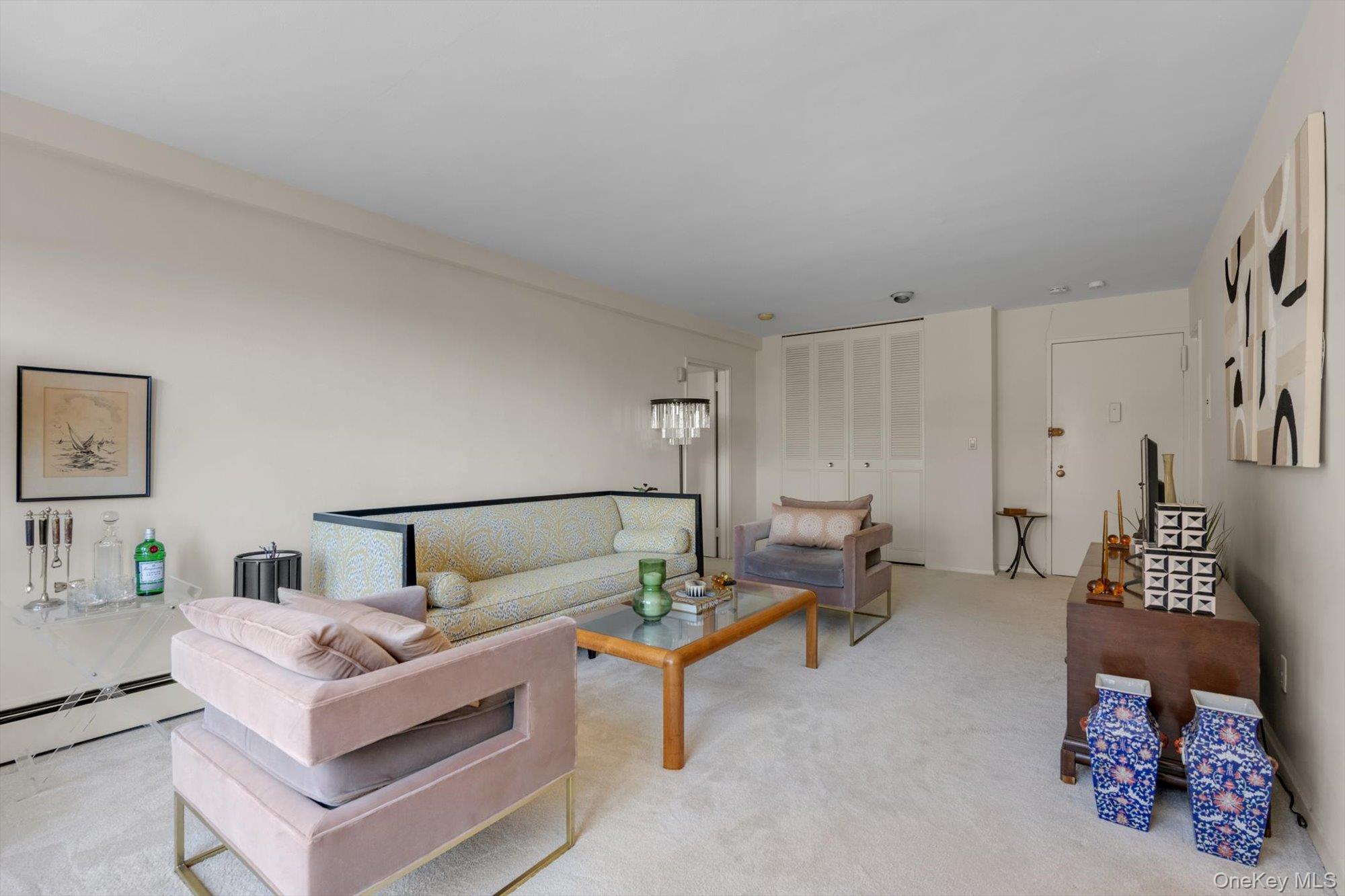 5 Schenck Avenue # 3K, Great Neck, NY 11021