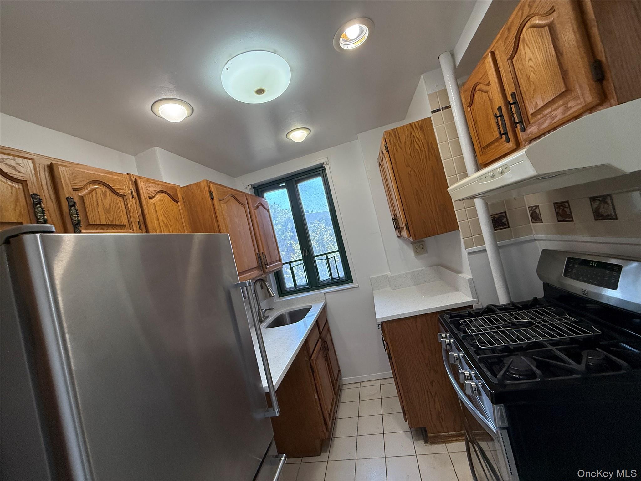 1545 Archer Road # 2G, Bronx, NY 10462